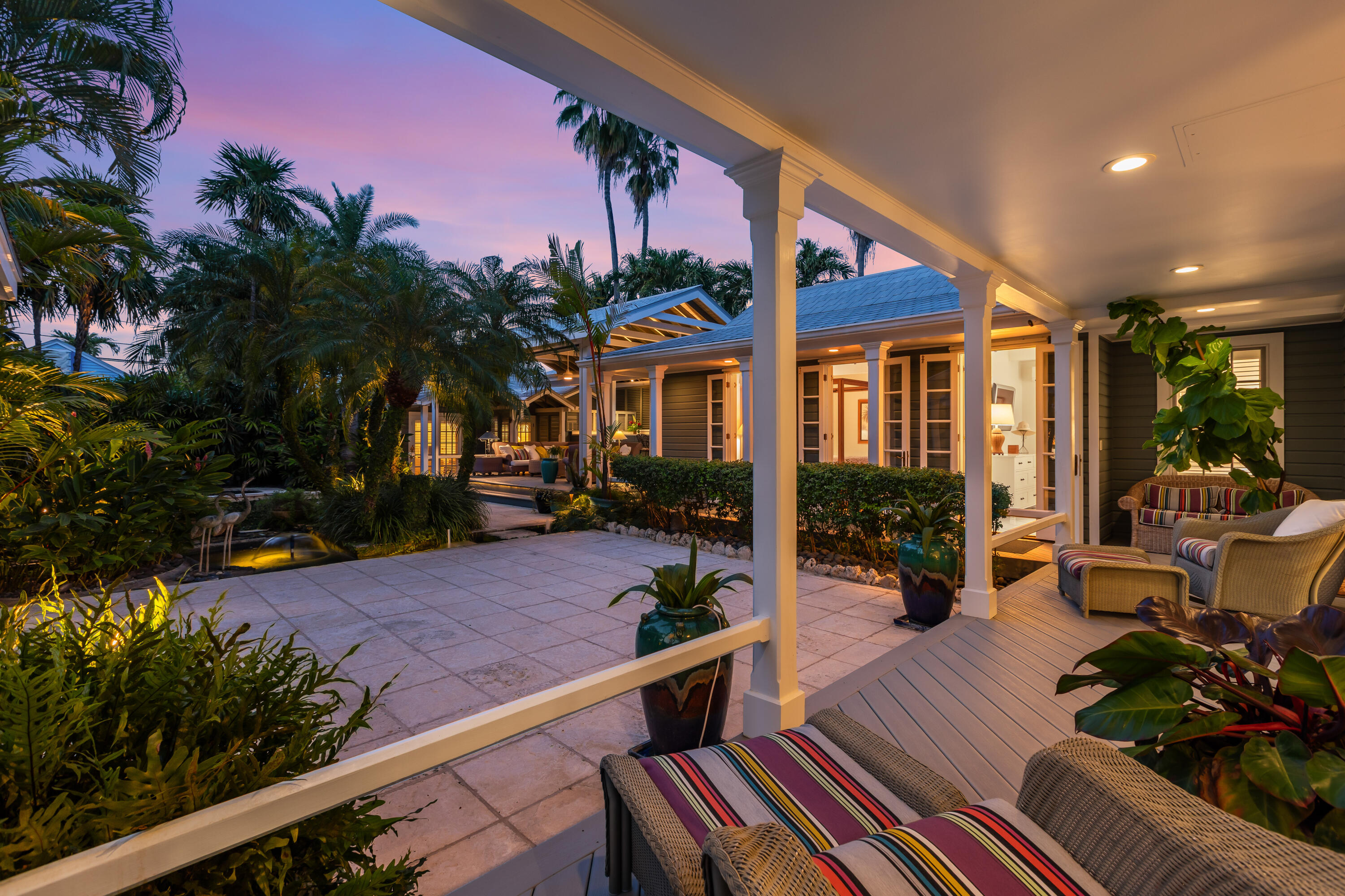 910-914 Watson Street