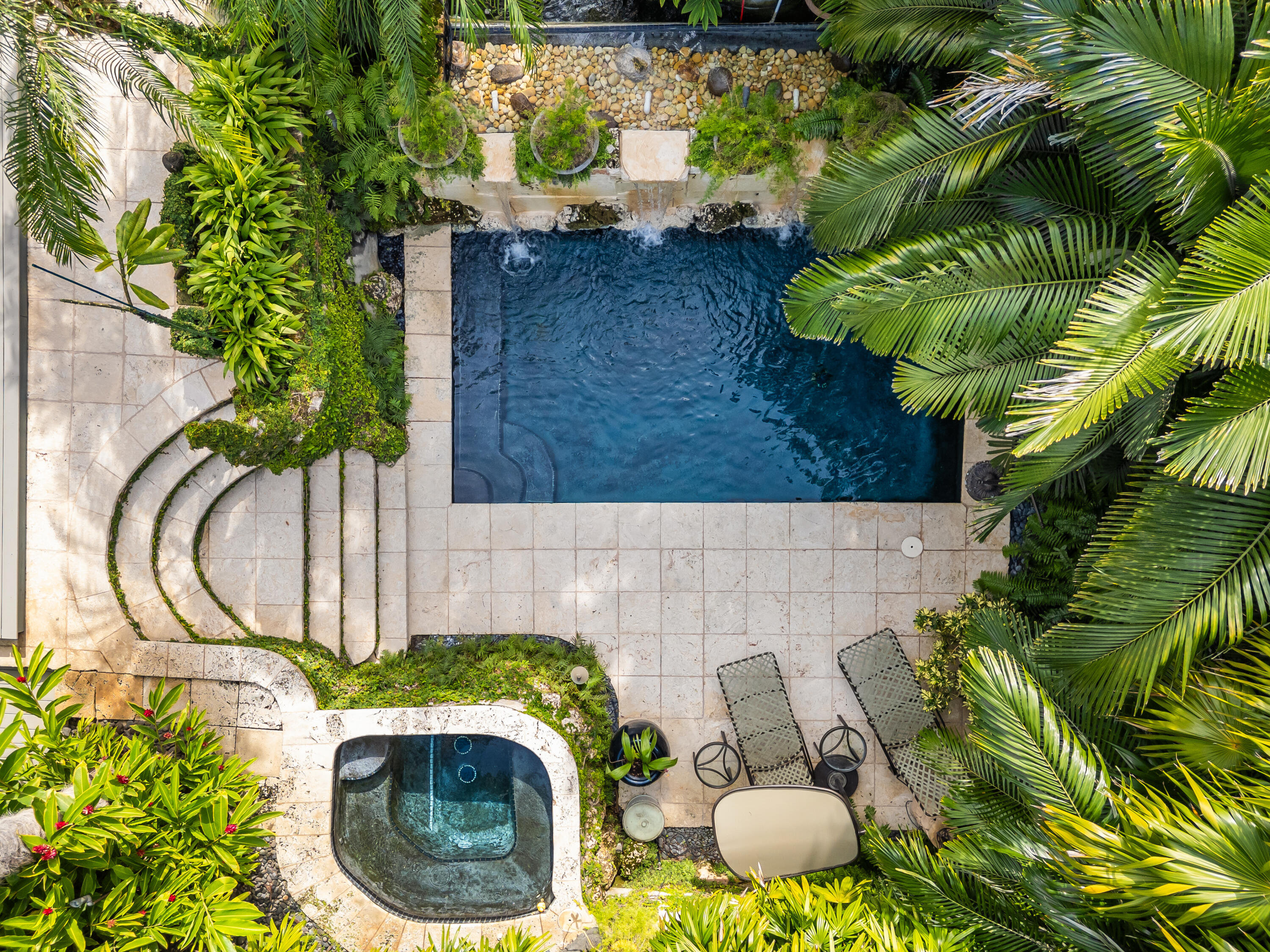 910-914 Watson Street