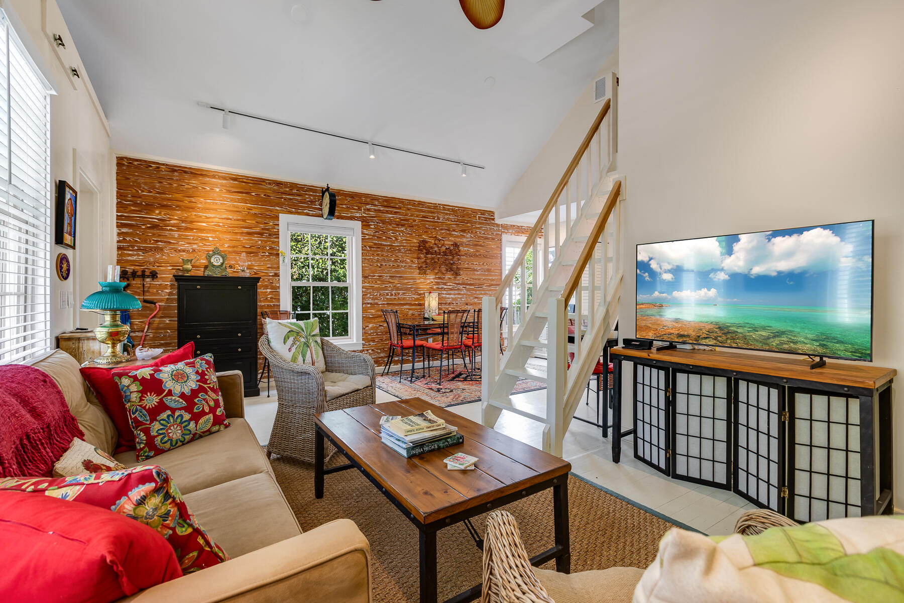 621 Elizabeth Street