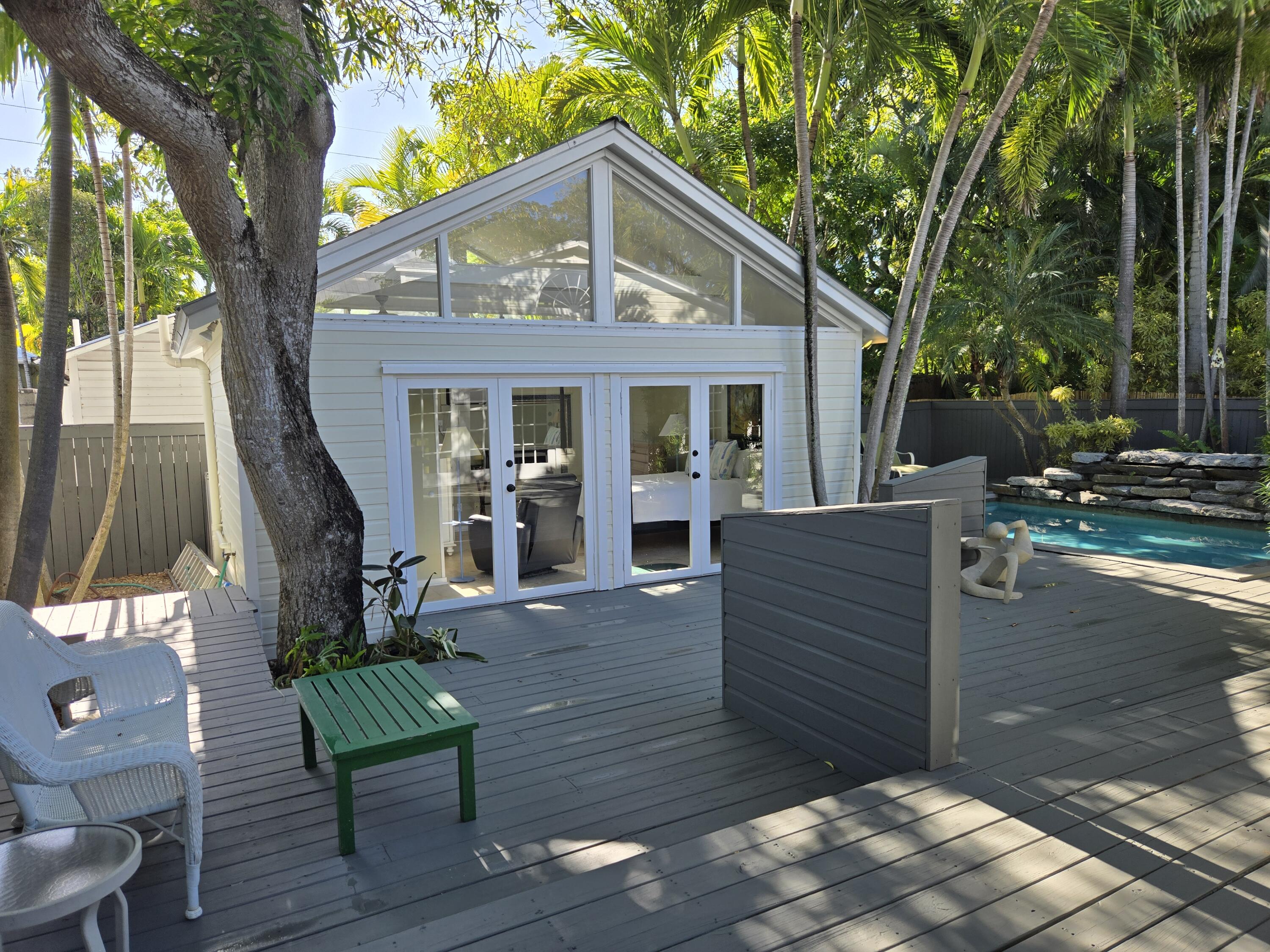 622 Louisa Street