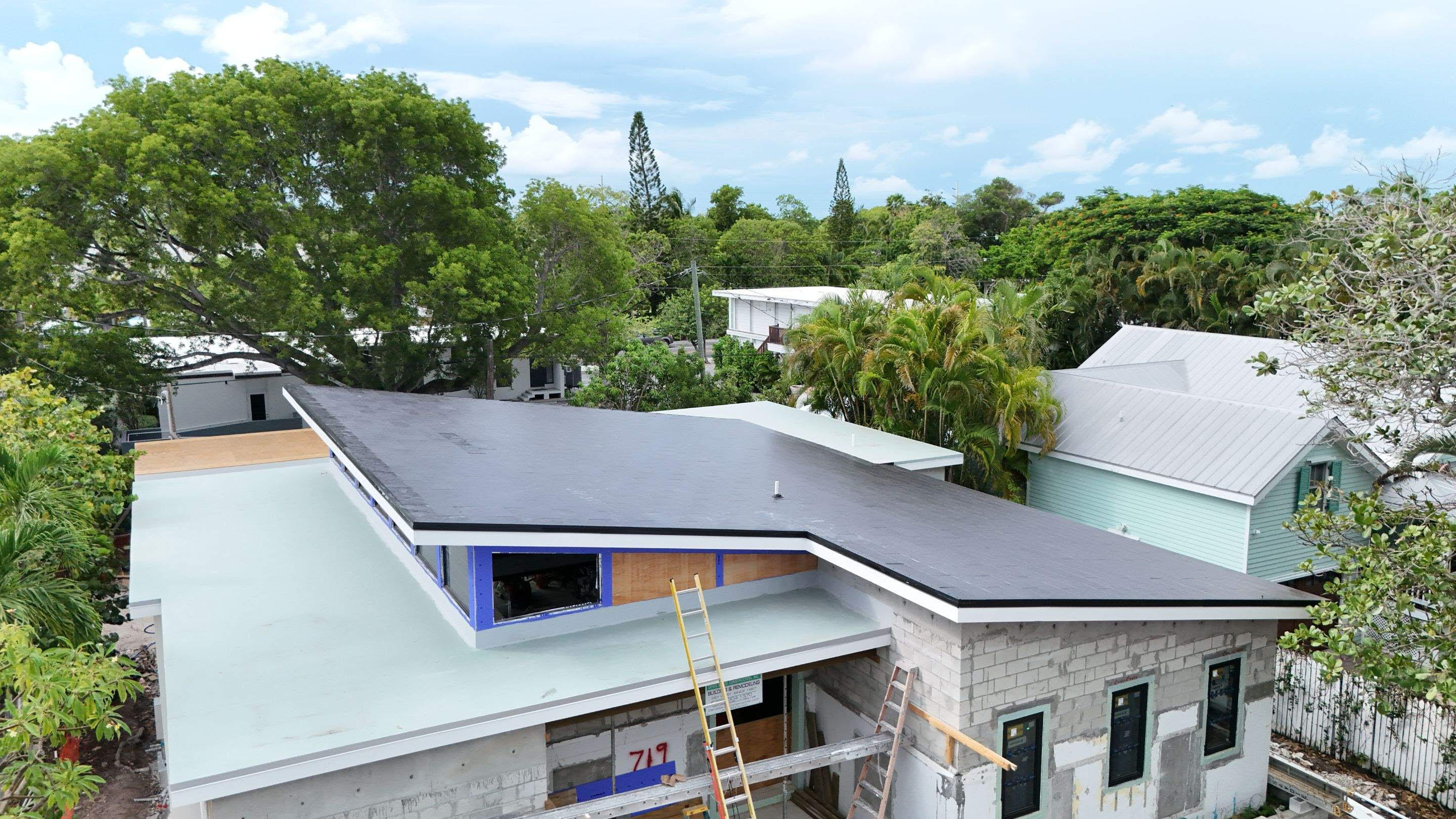 719 Washington Street