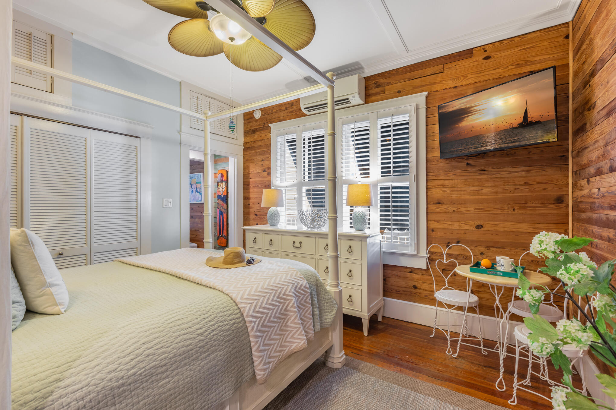 1203 Newton Street Unit: 1