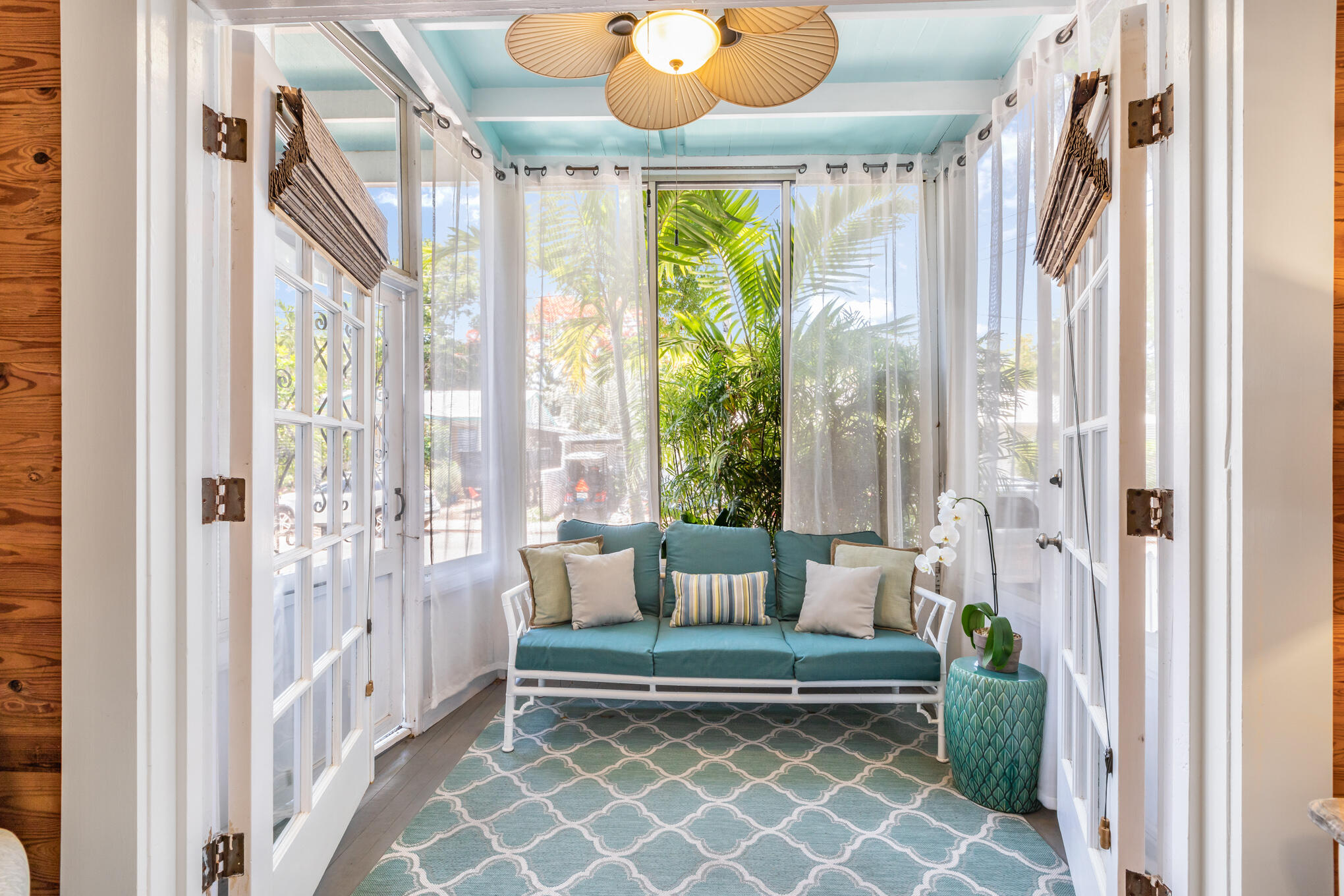 1203 Newton Street Unit: 1