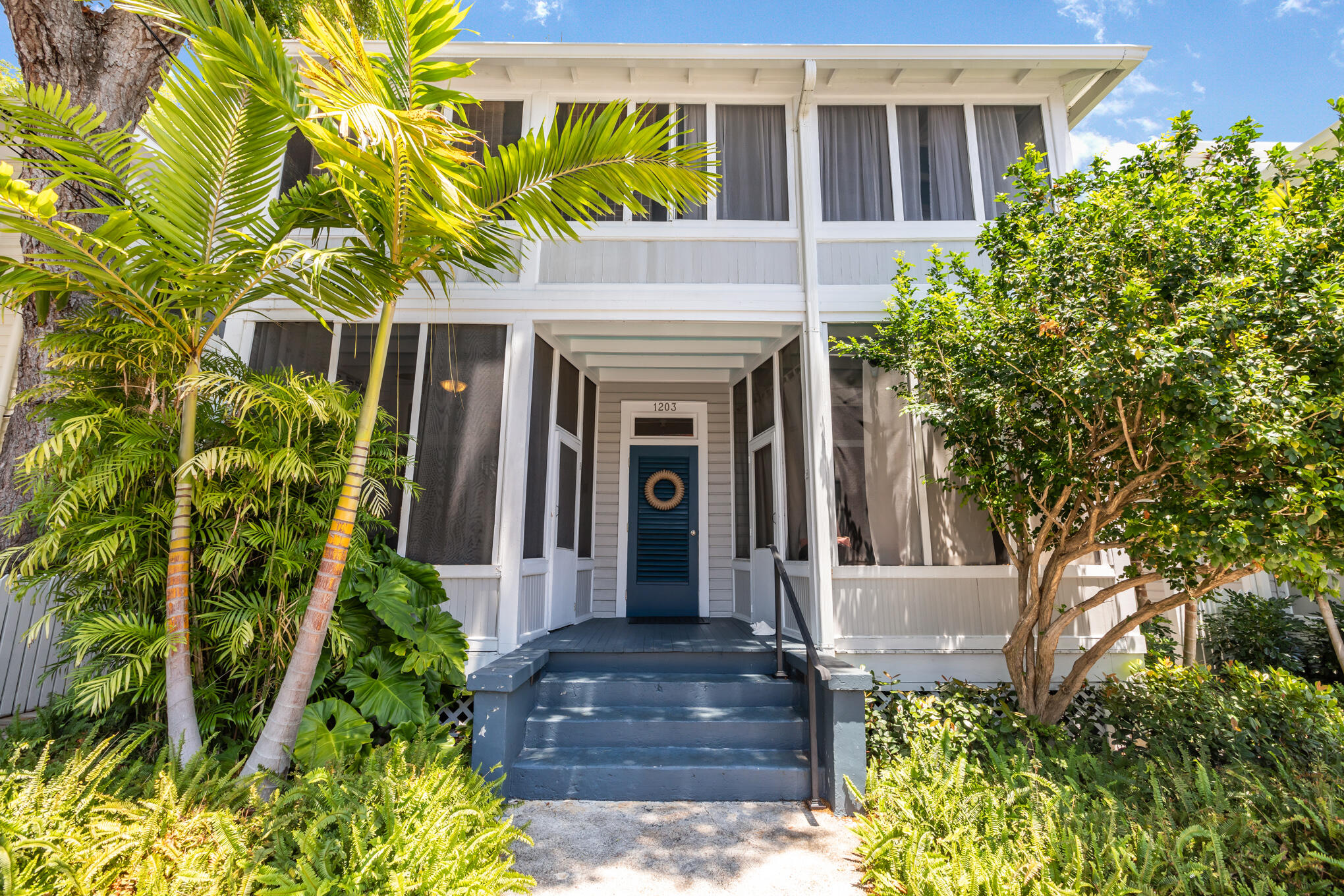 1203 Newton Street Unit: 1