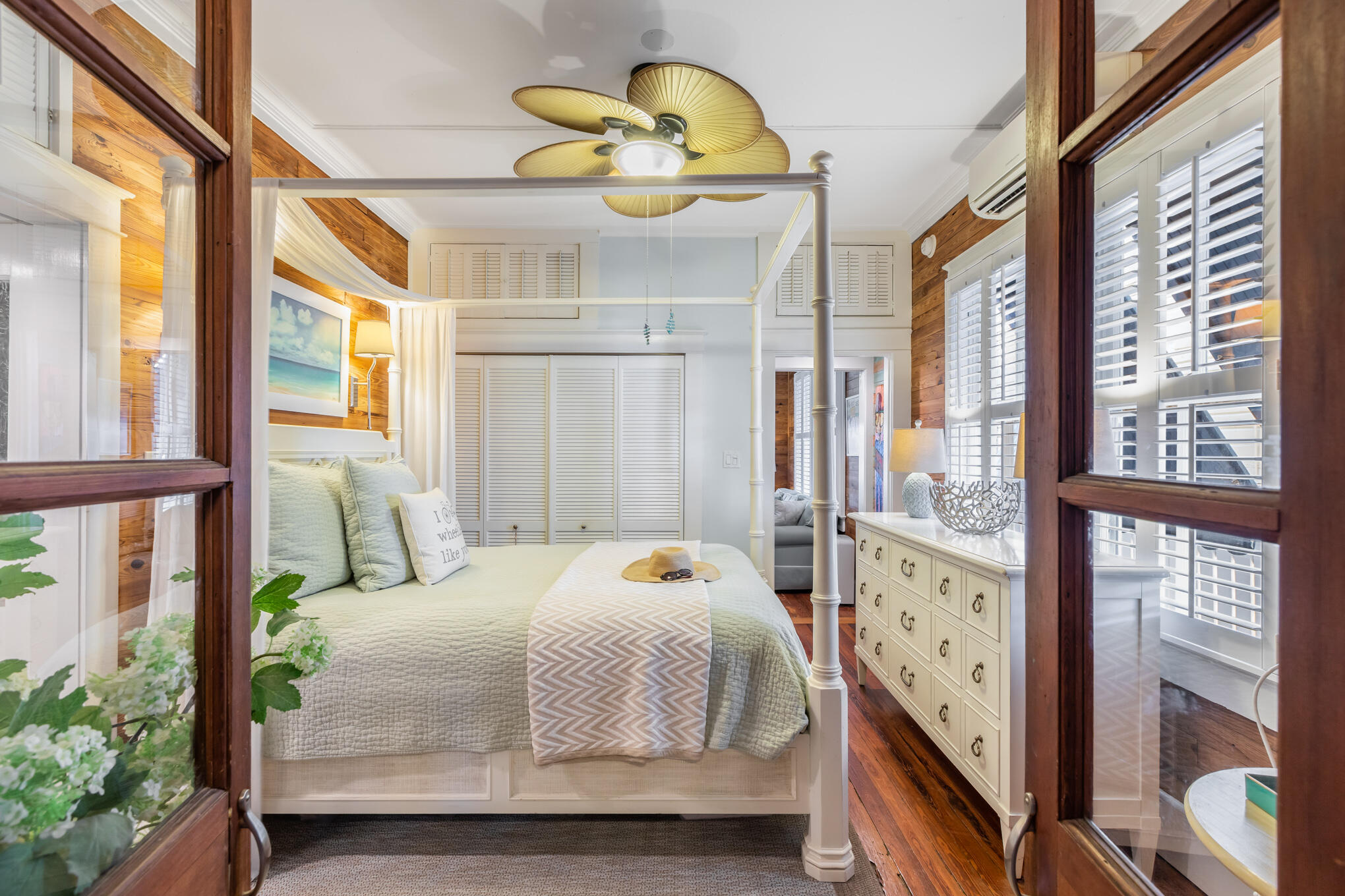 1203 Newton Street Unit: 1