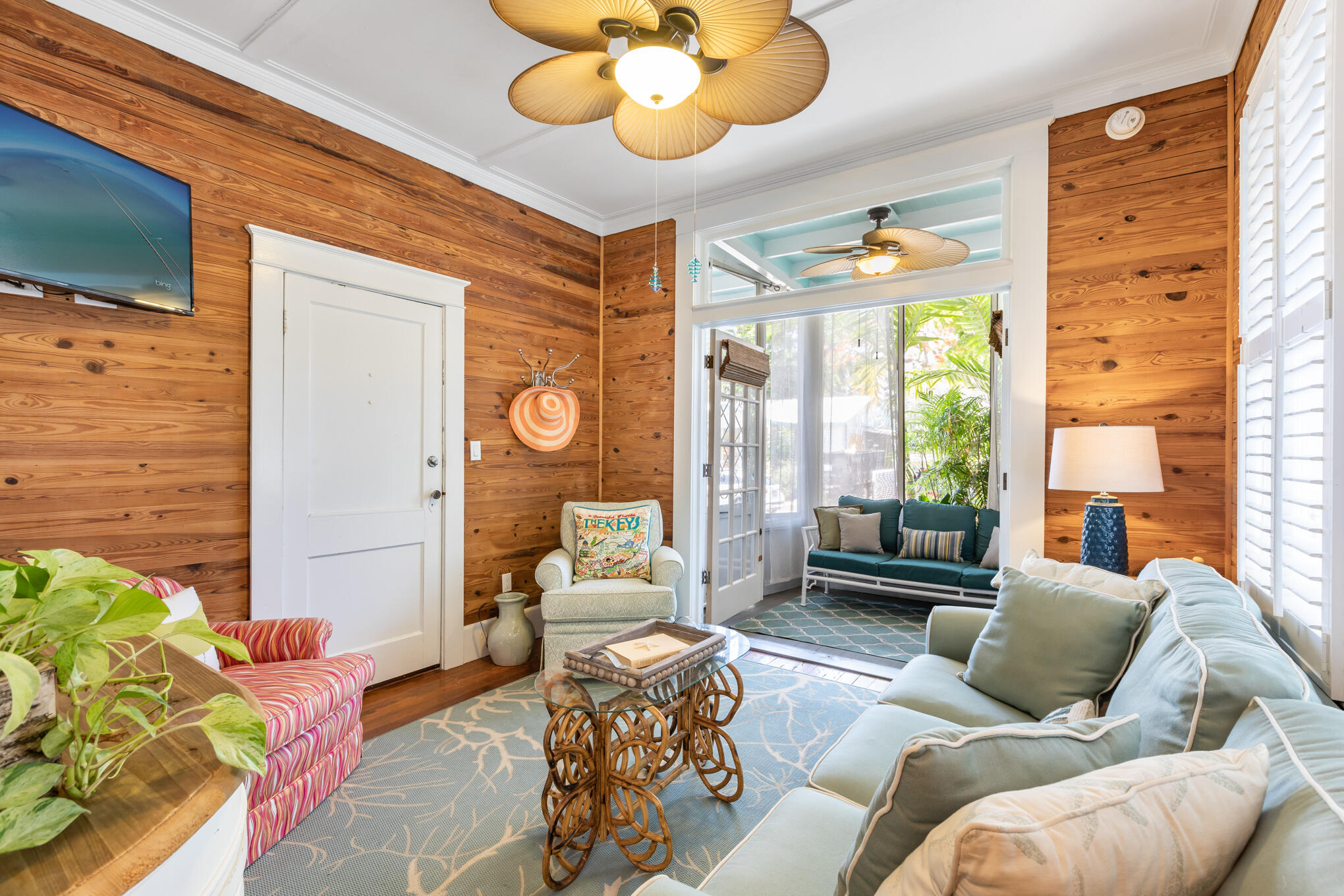 1203 Newton Street Unit: 1