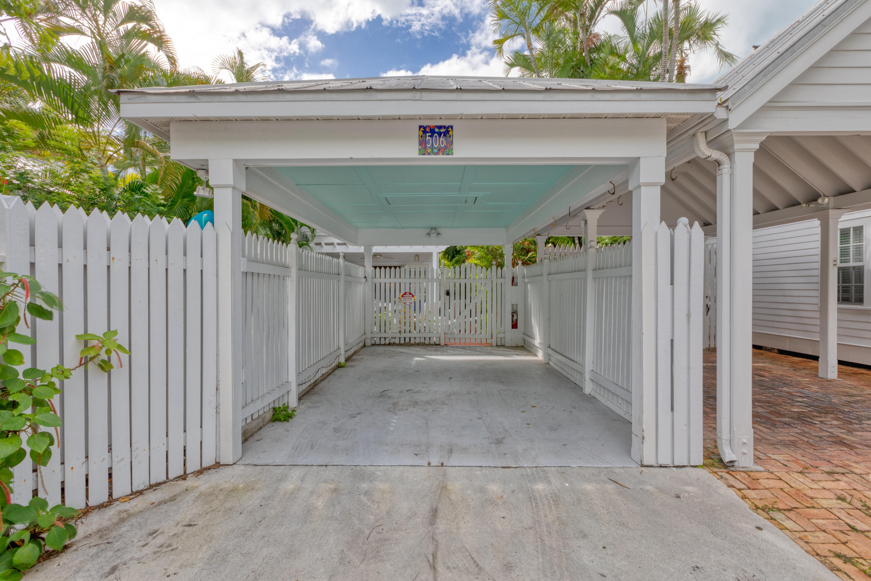 506 Emma Street