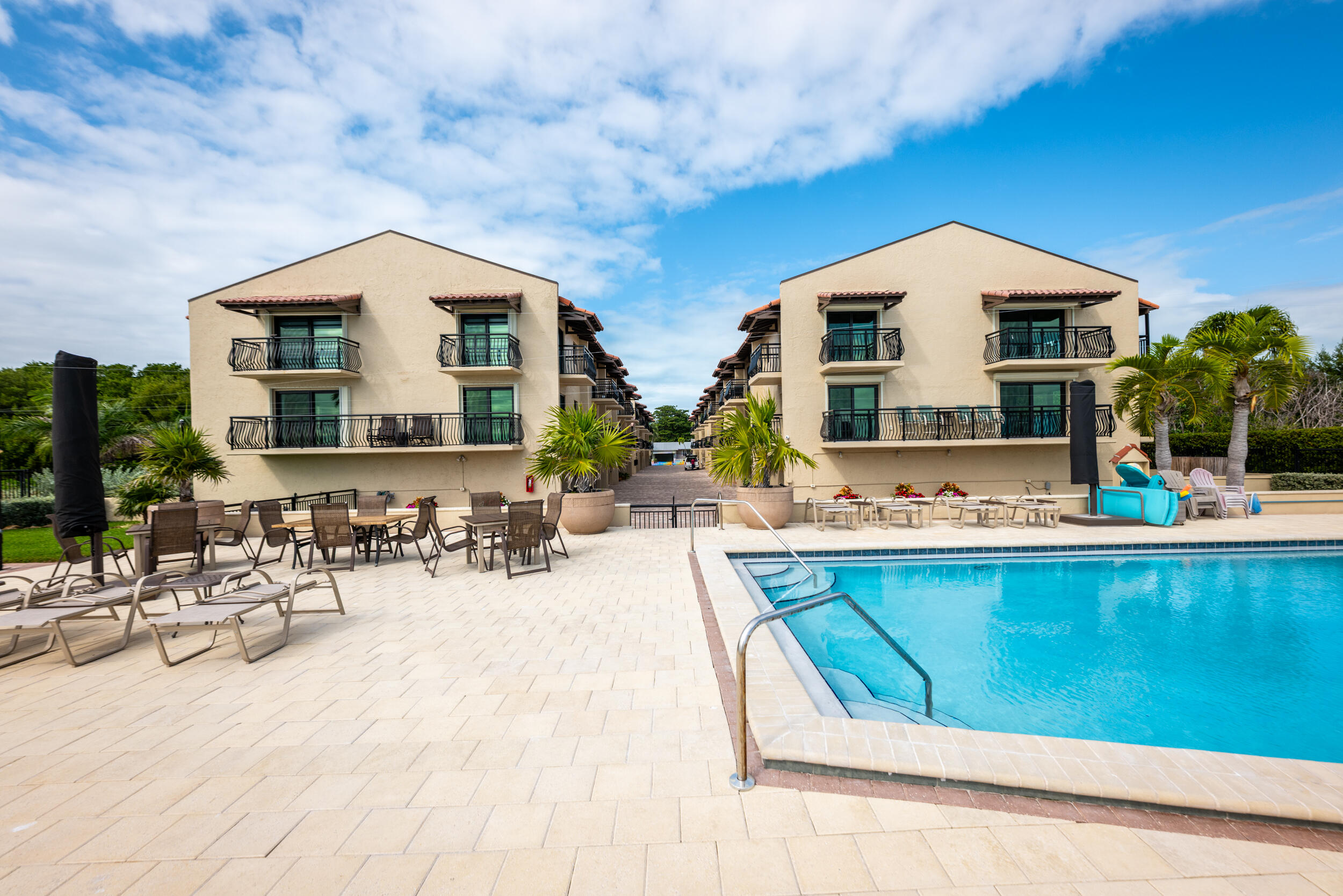 1616 Atlantic Boulevard Unit: 3