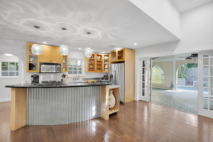 1006 Seminary Street