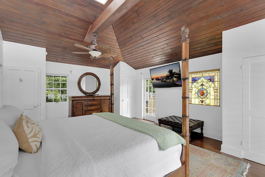 1006 Seminary Street