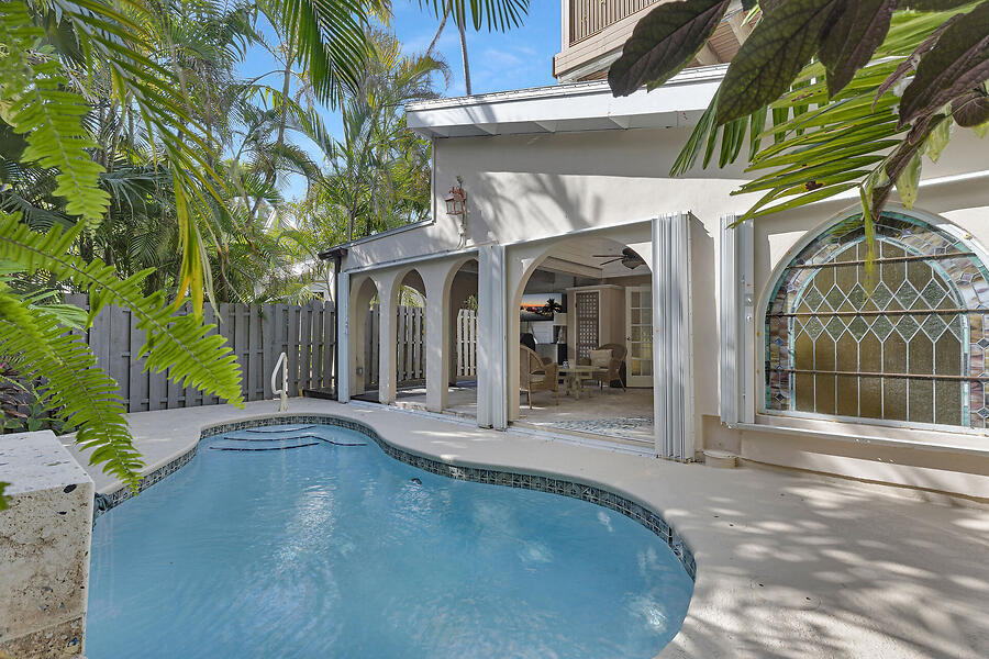 1006 Seminary Street