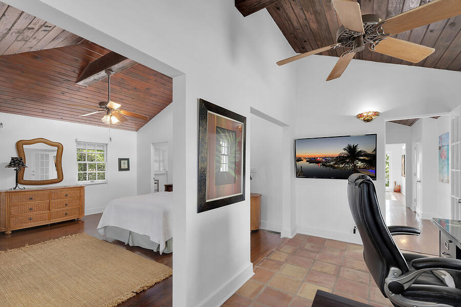 1006 Seminary Street