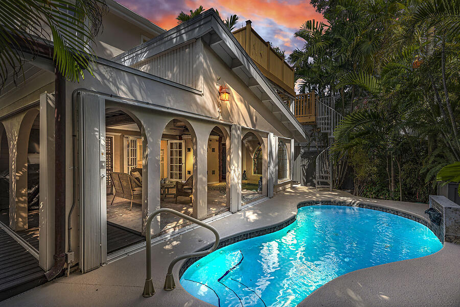 1006 Seminary Street