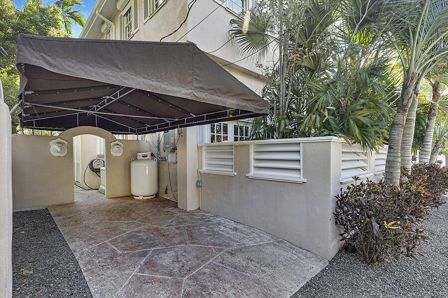 1006 Seminary Street