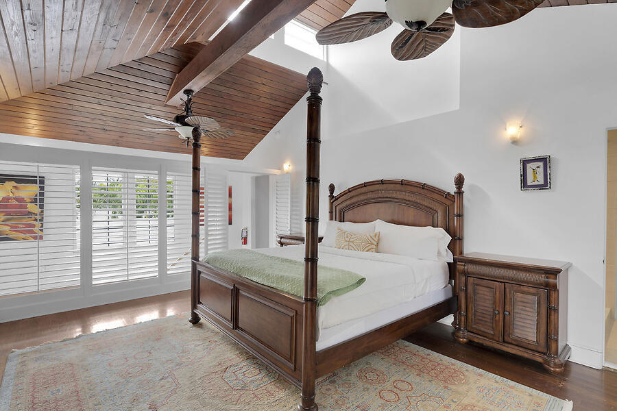 1006 Seminary Street