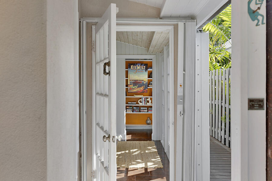 1006 Seminary Street