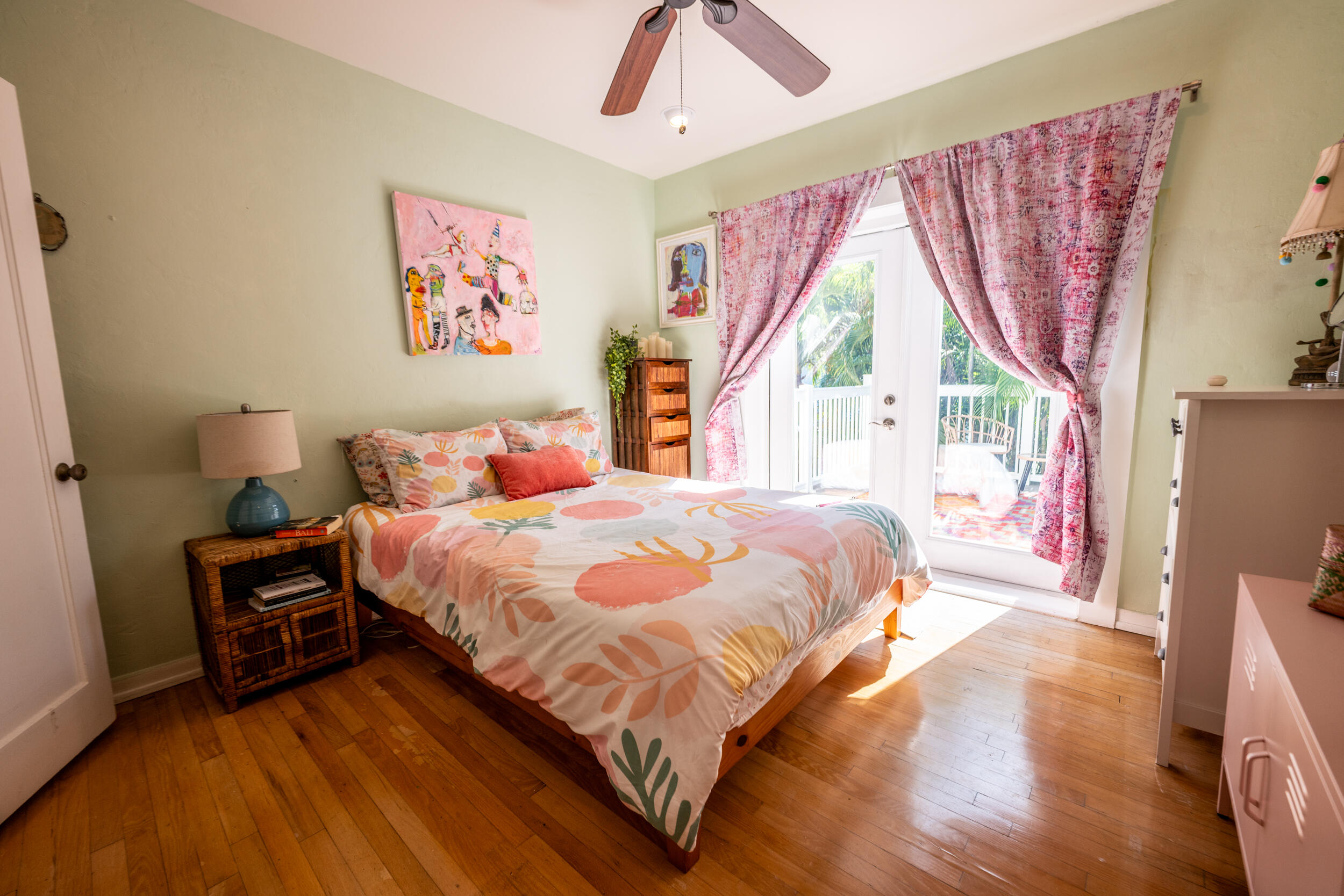 816 South Street Unit: 4