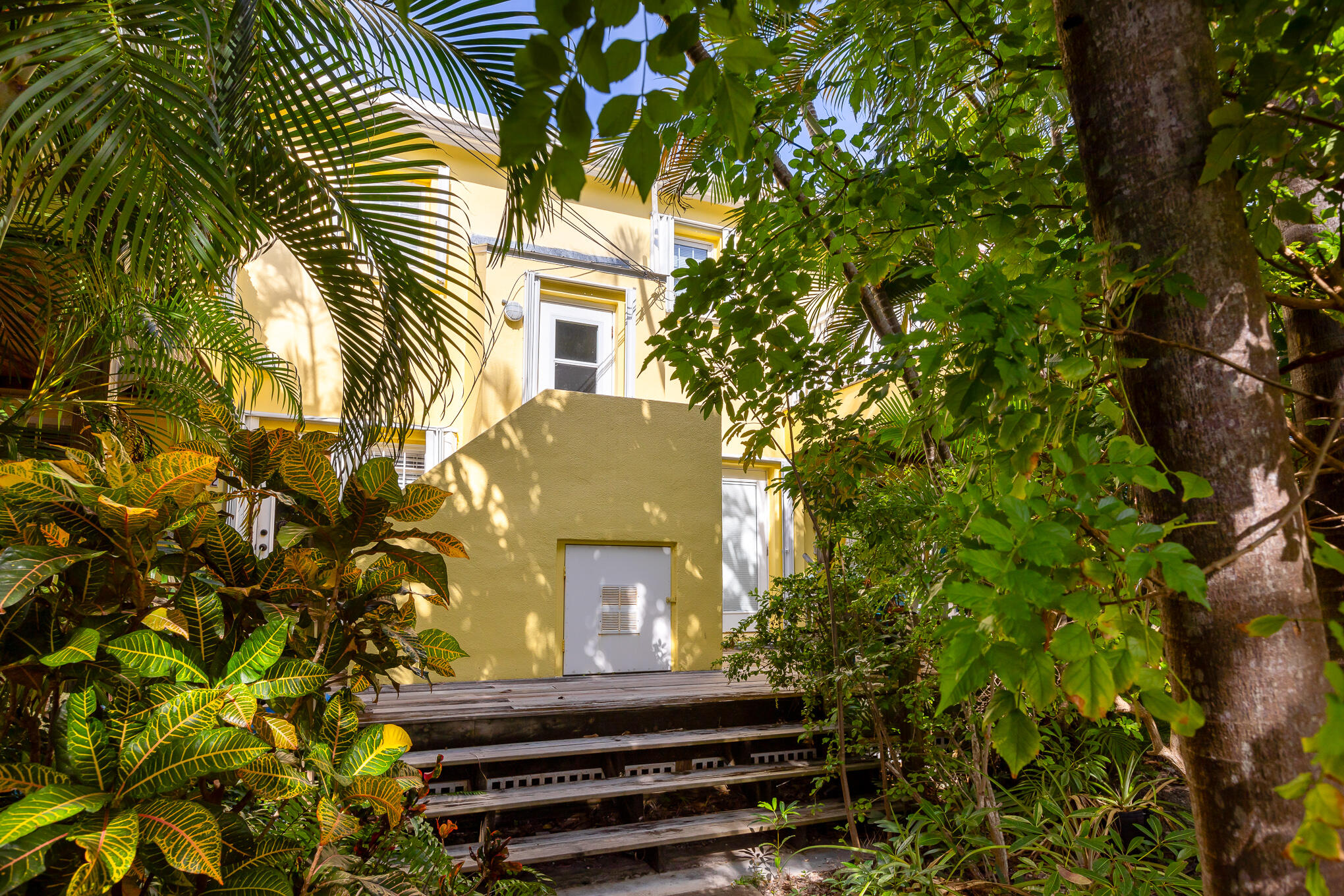 816 South Street Unit: 4