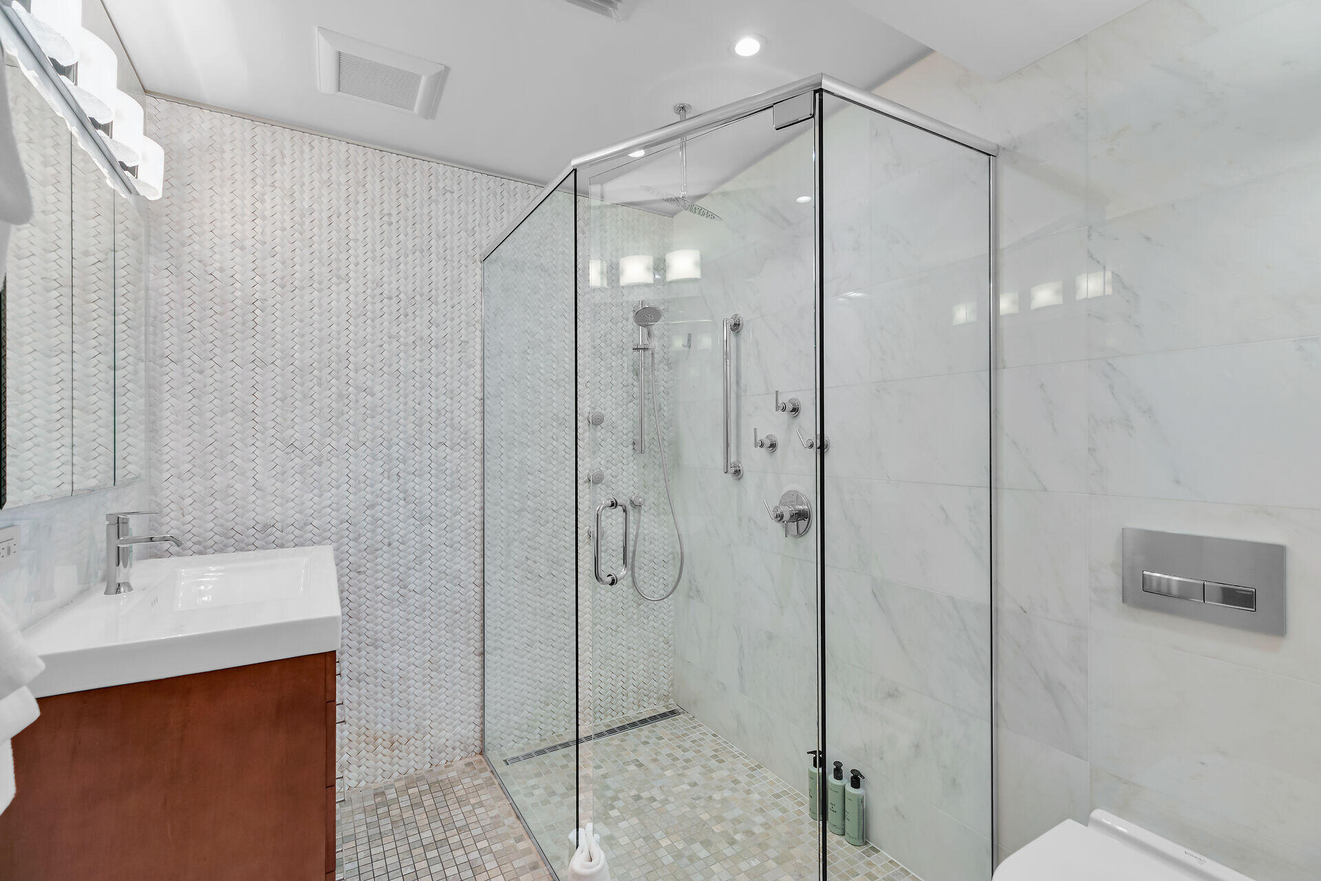 720D Simonton Street