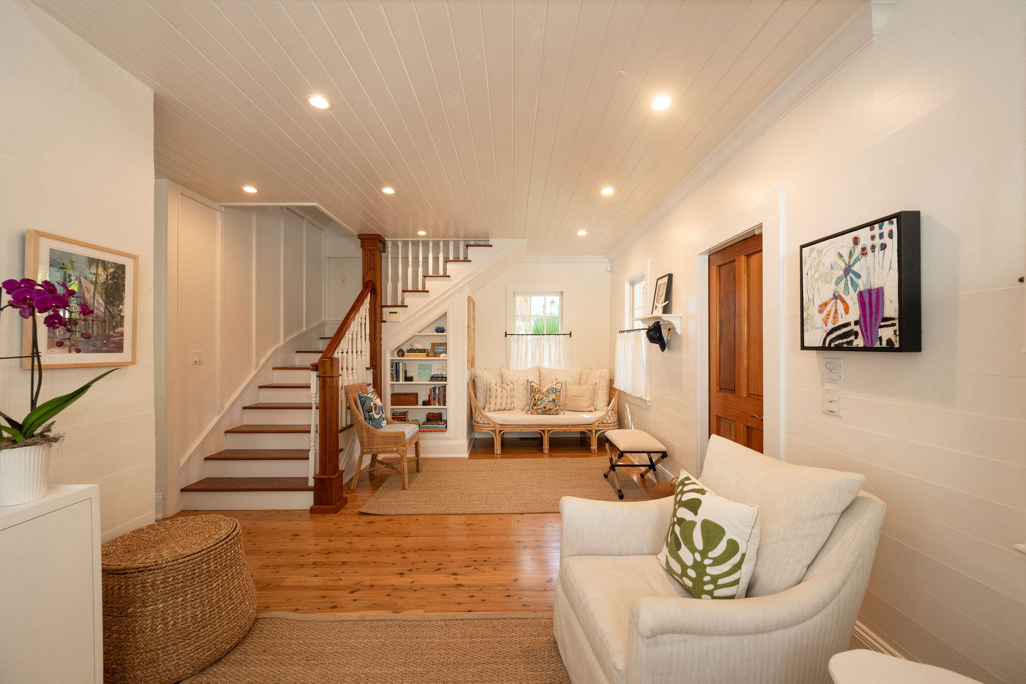 808 Carey Lane