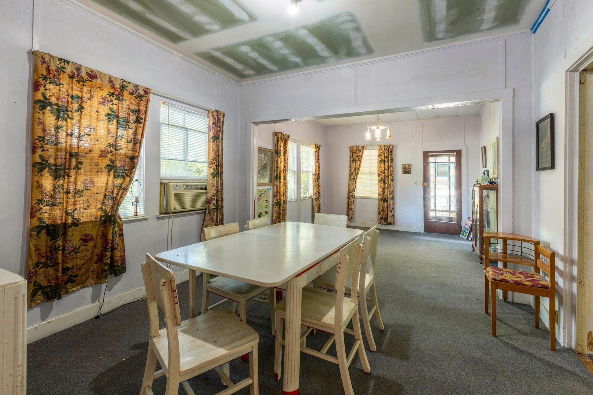 1316 Petronia Street