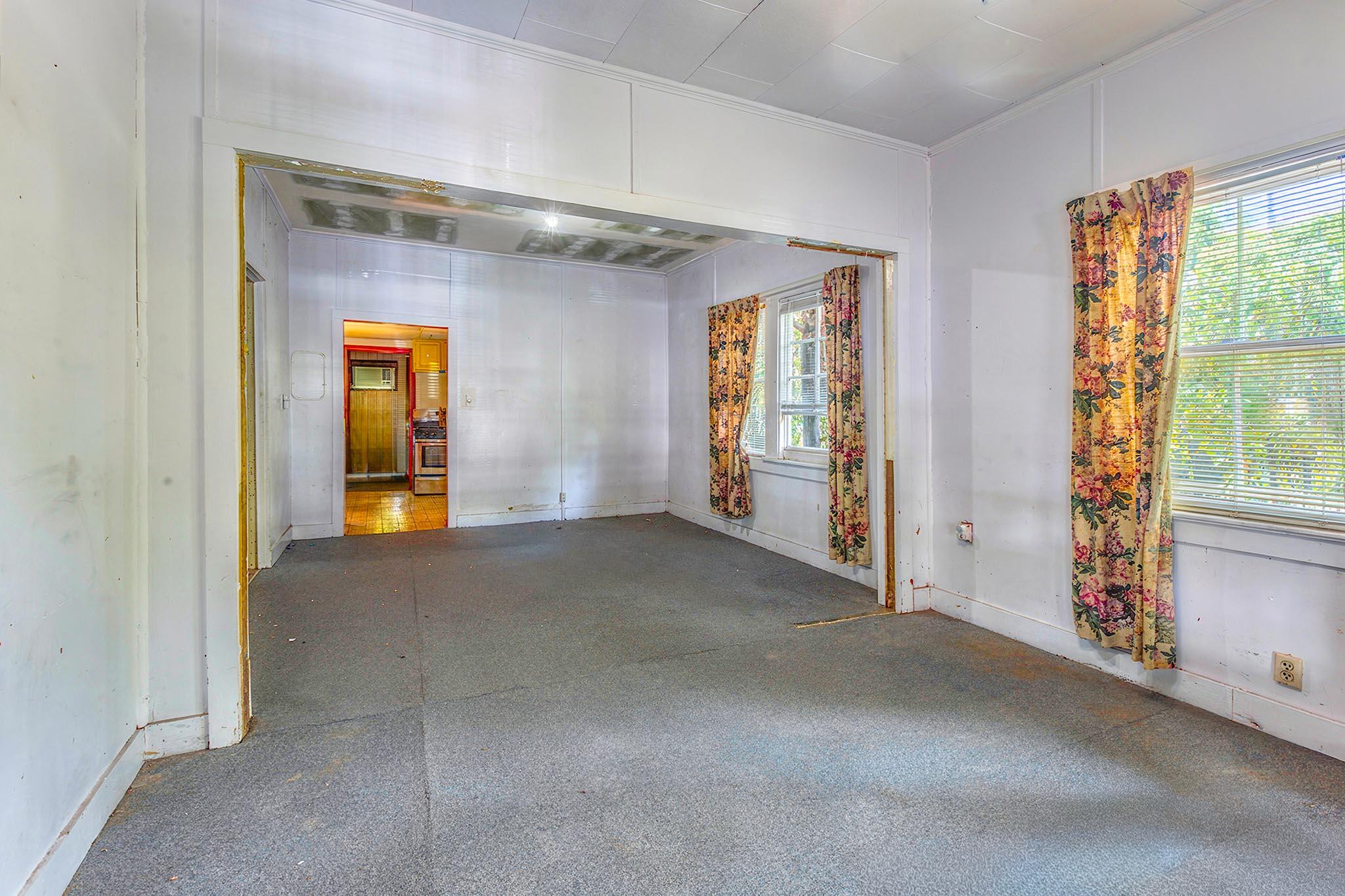 1316 Petronia Street