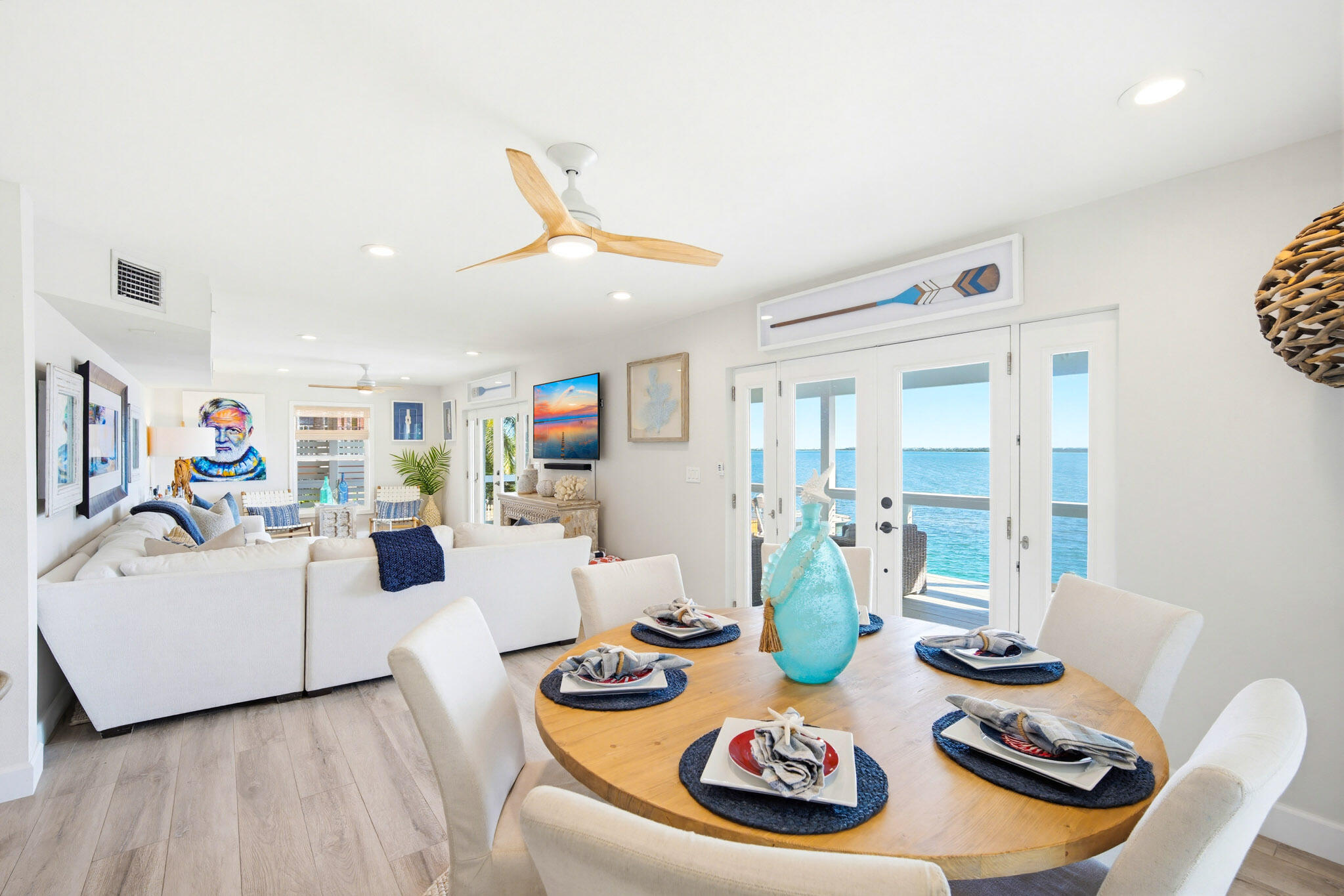 77 Bay Drive
