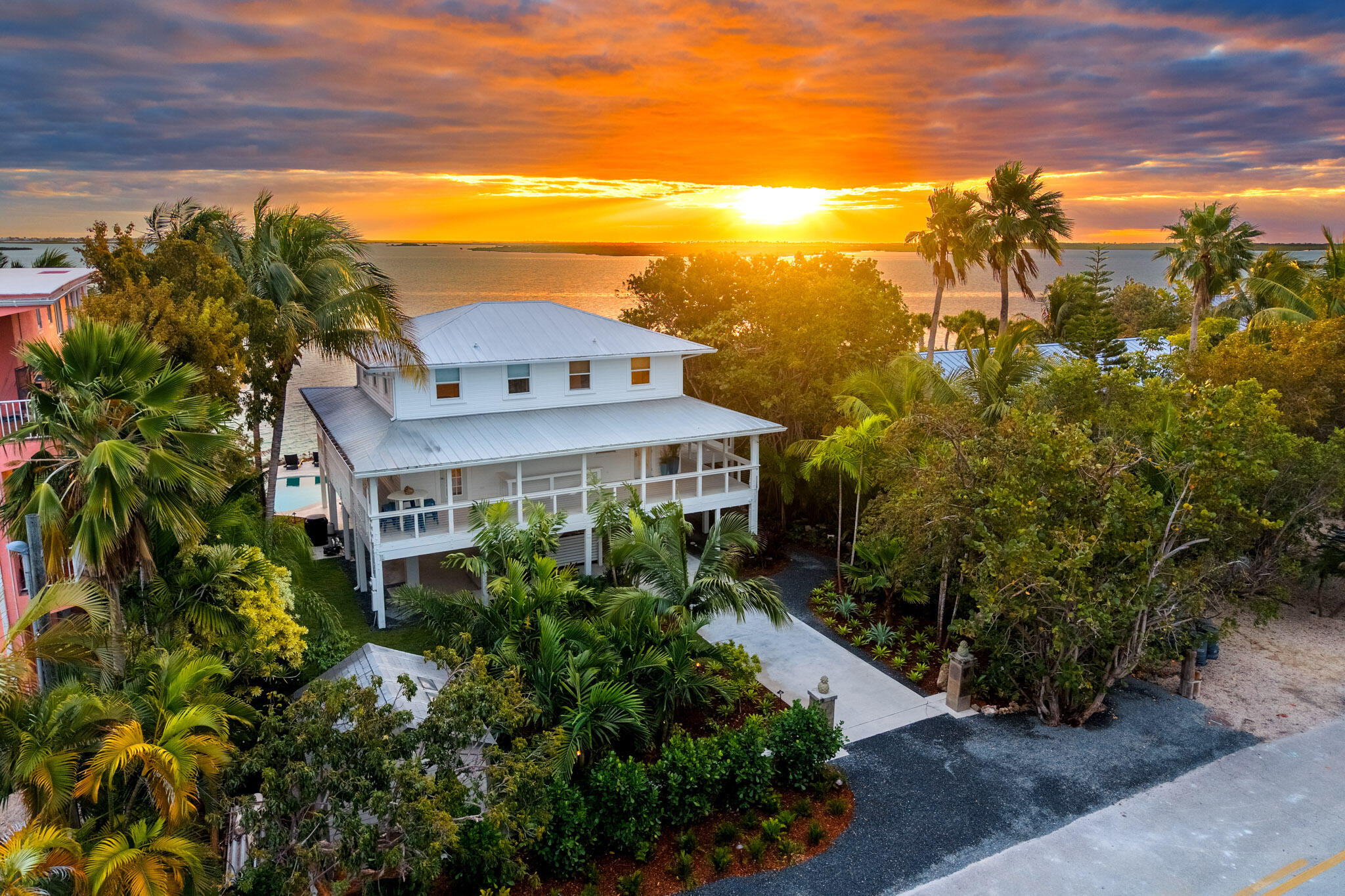 77 Bay Drive