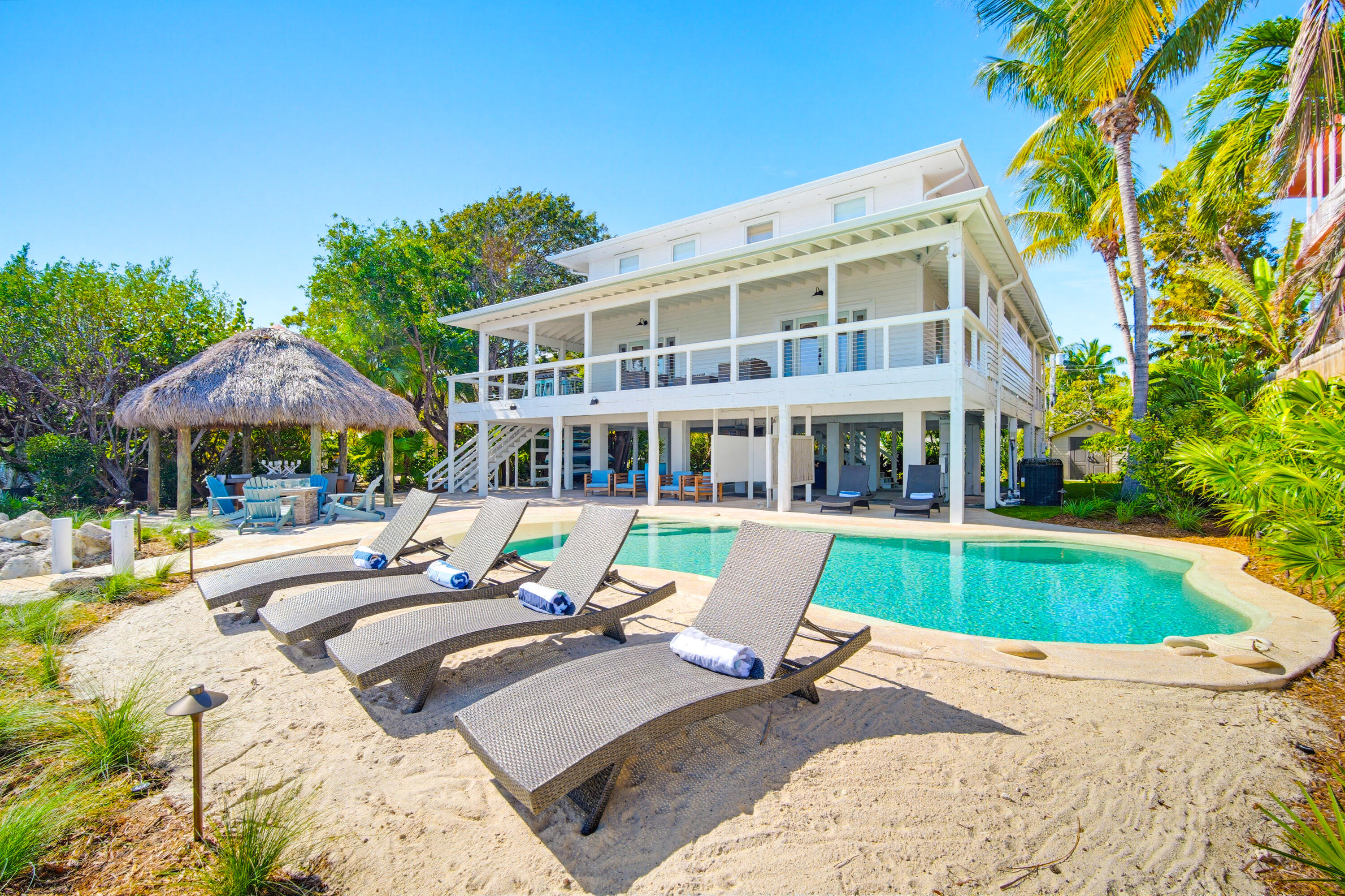 77 Bay Drive