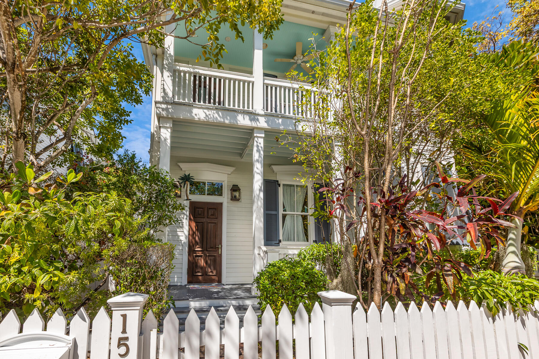 1513 Pine Street