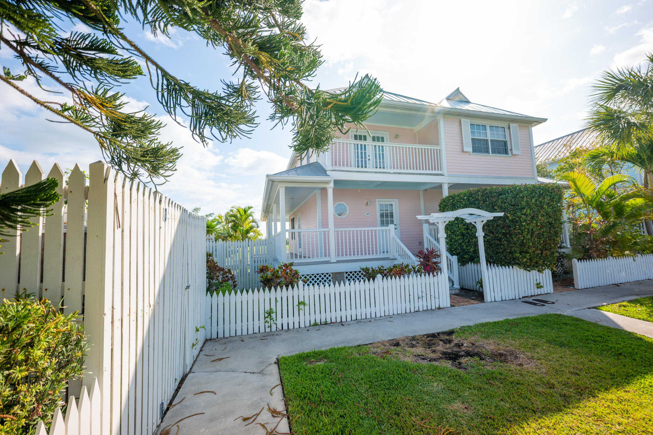 25 Kingfisher Lane