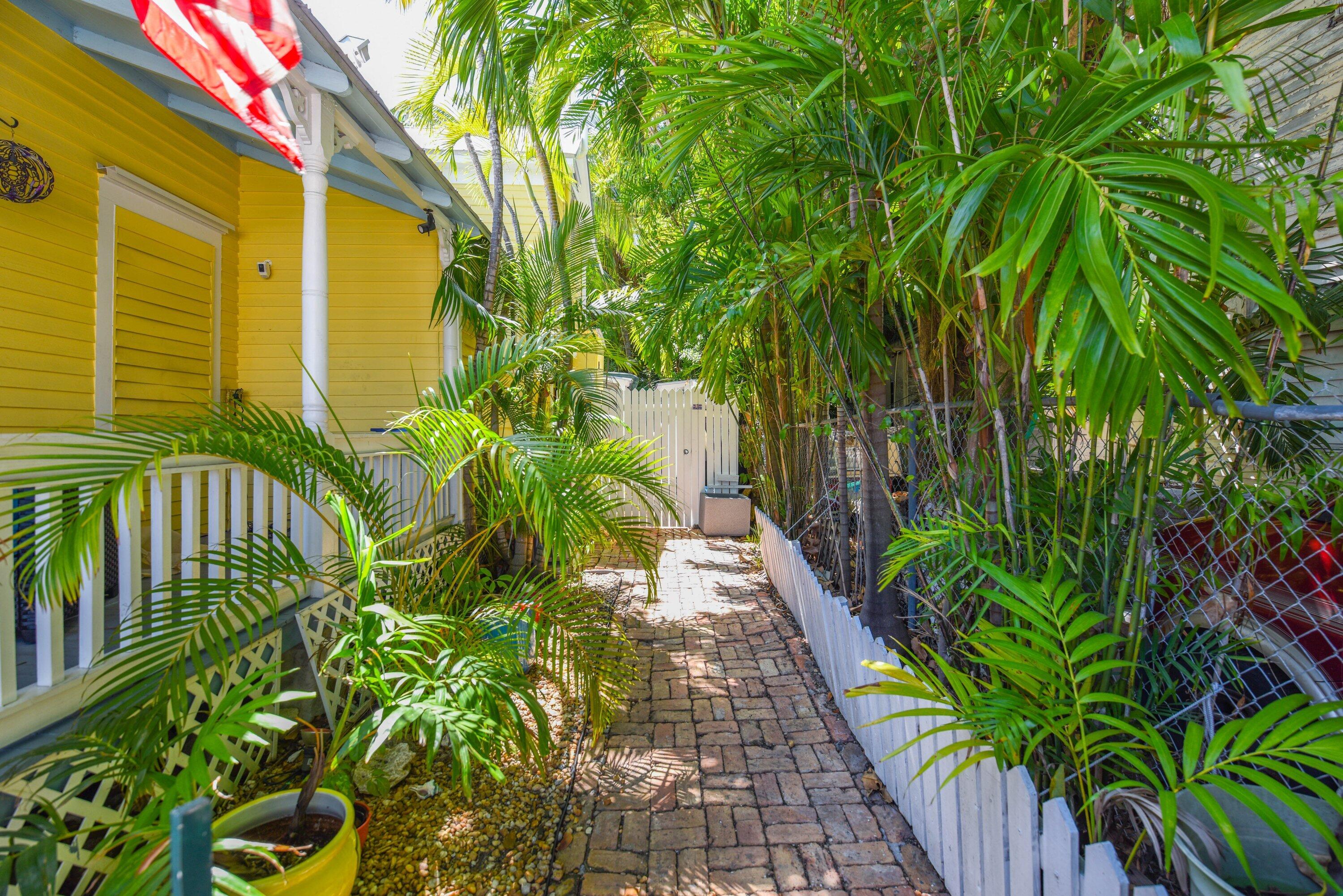 524 White Street