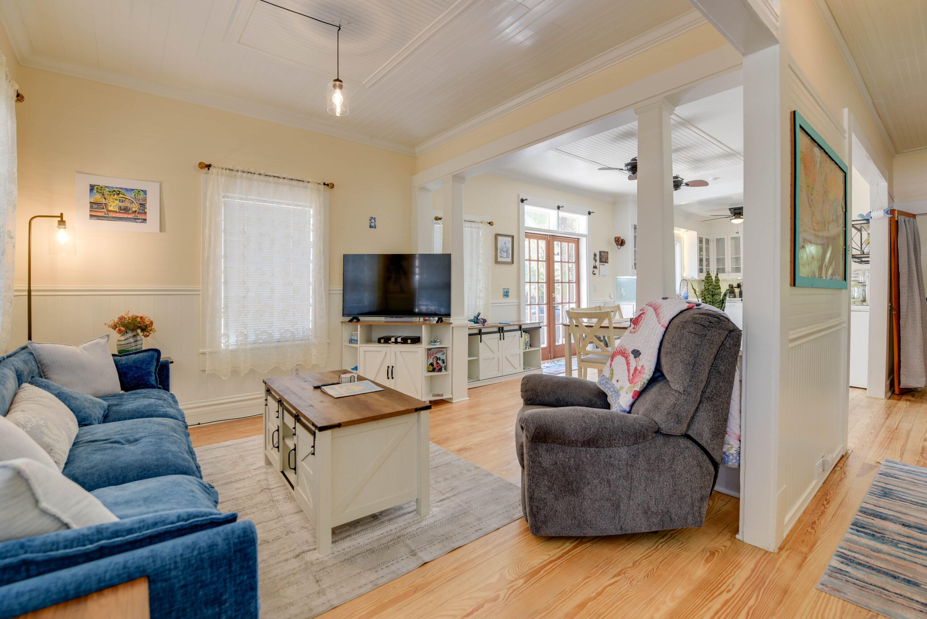 524 White Street