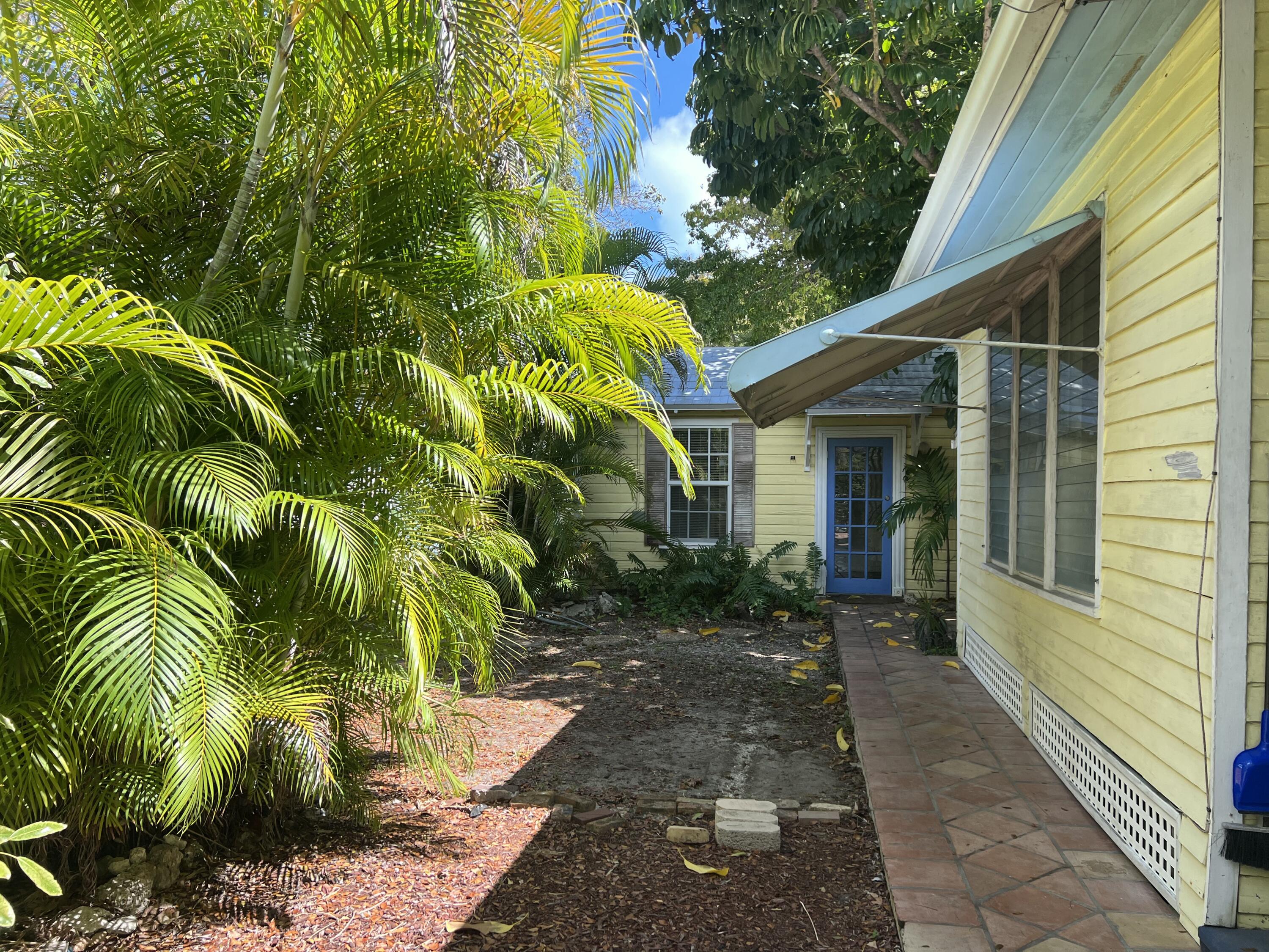 1224 Seminary Street