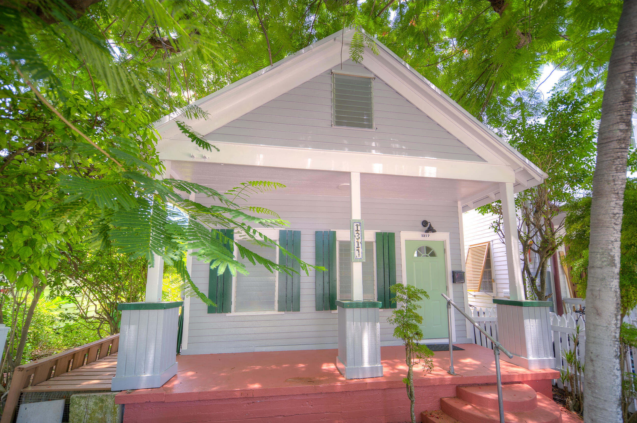 1317 Newton Street