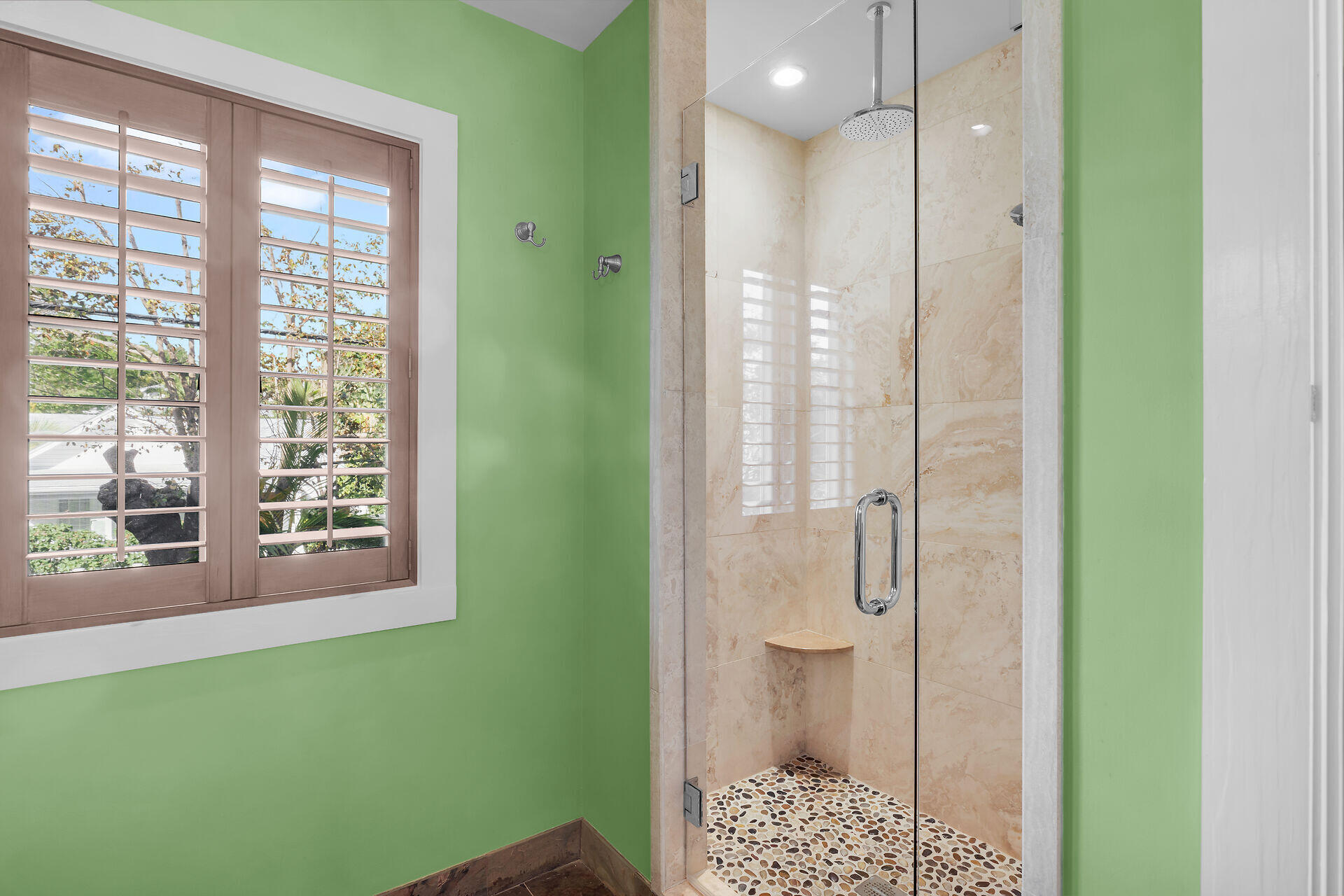 1320 Grinnell Street