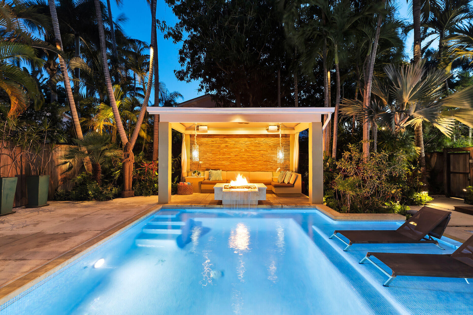 1320 Grinnell Street