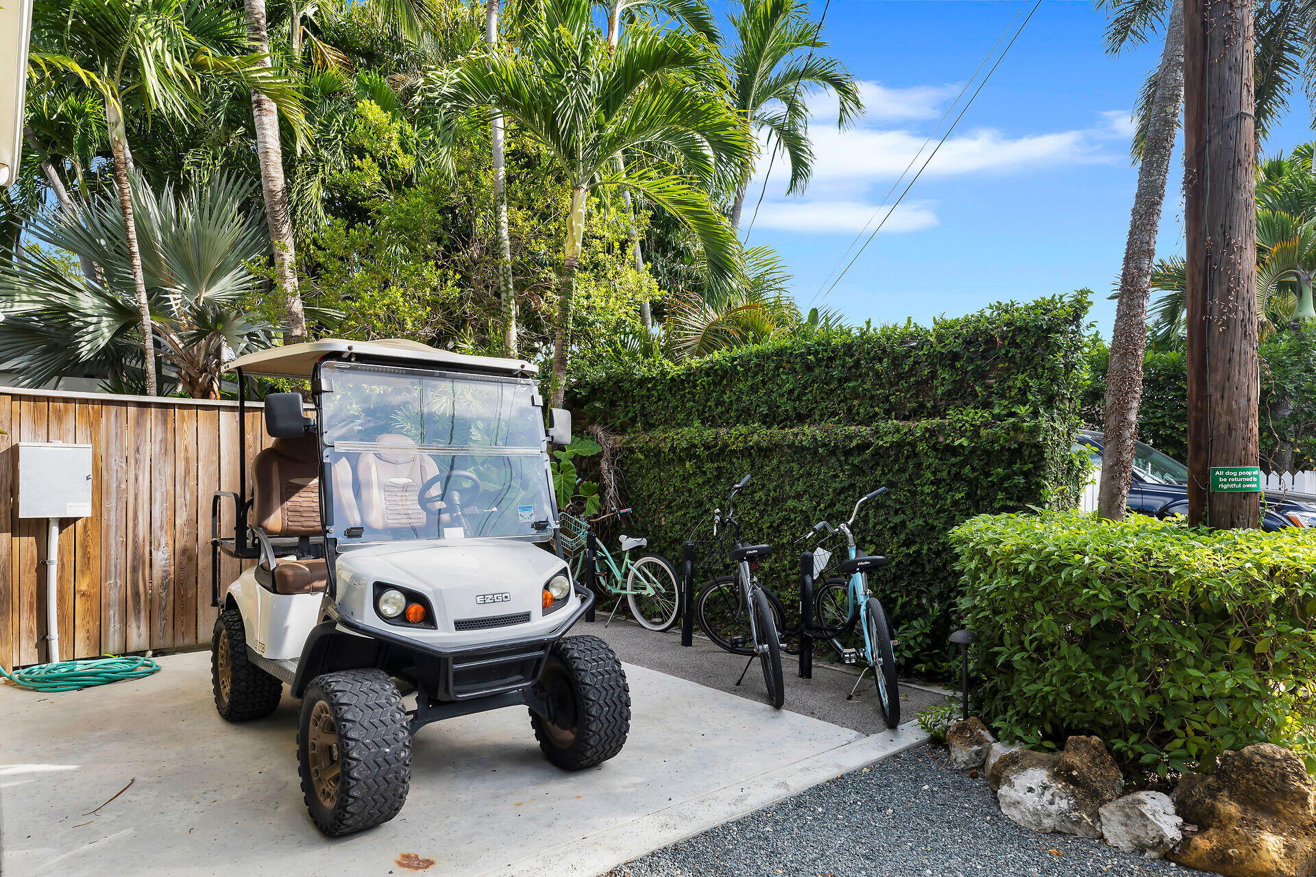 1320 Grinnell Street