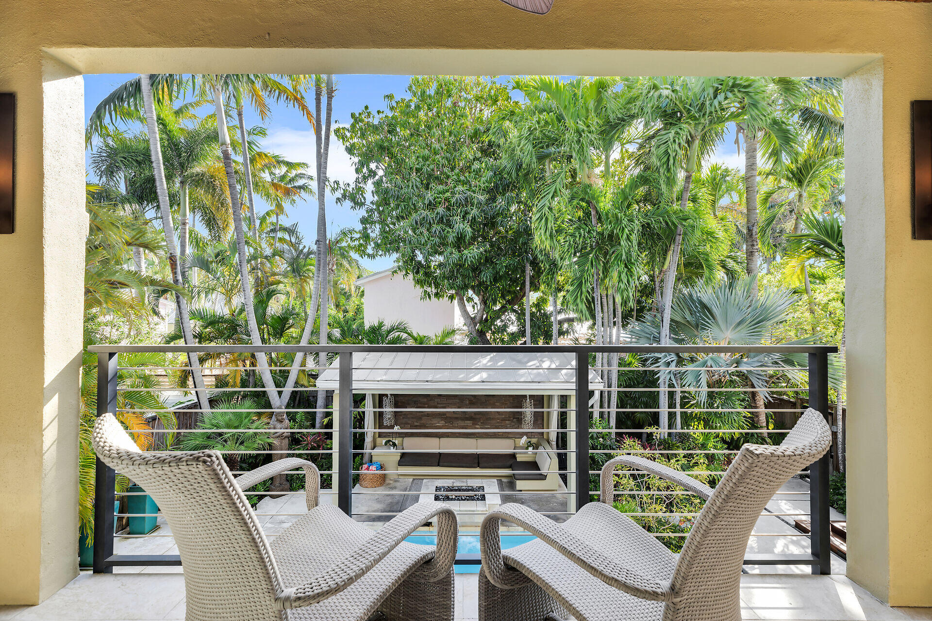 1320 Grinnell Street