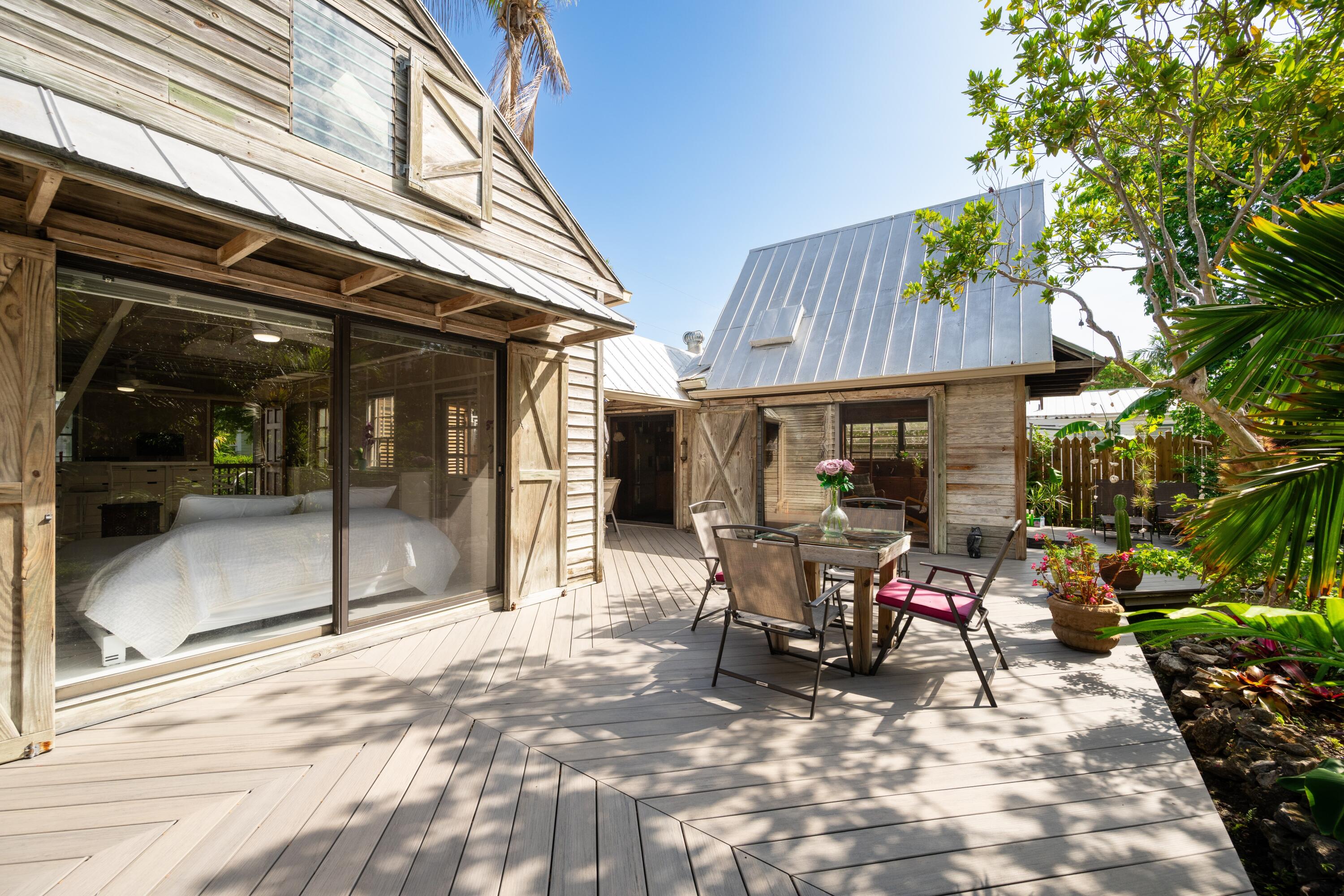 816 Johnson Lane