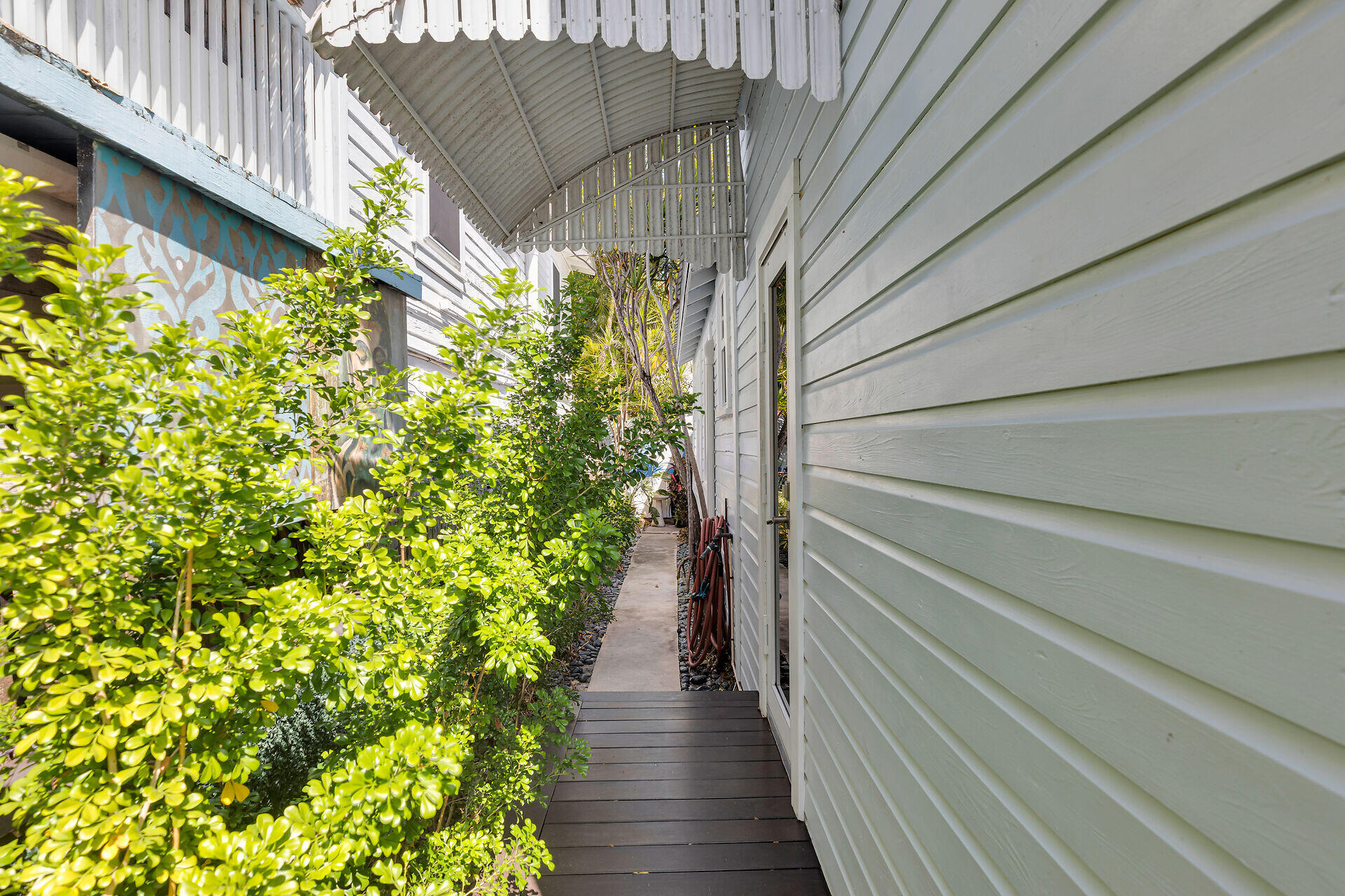 1016 Varela Street Rear