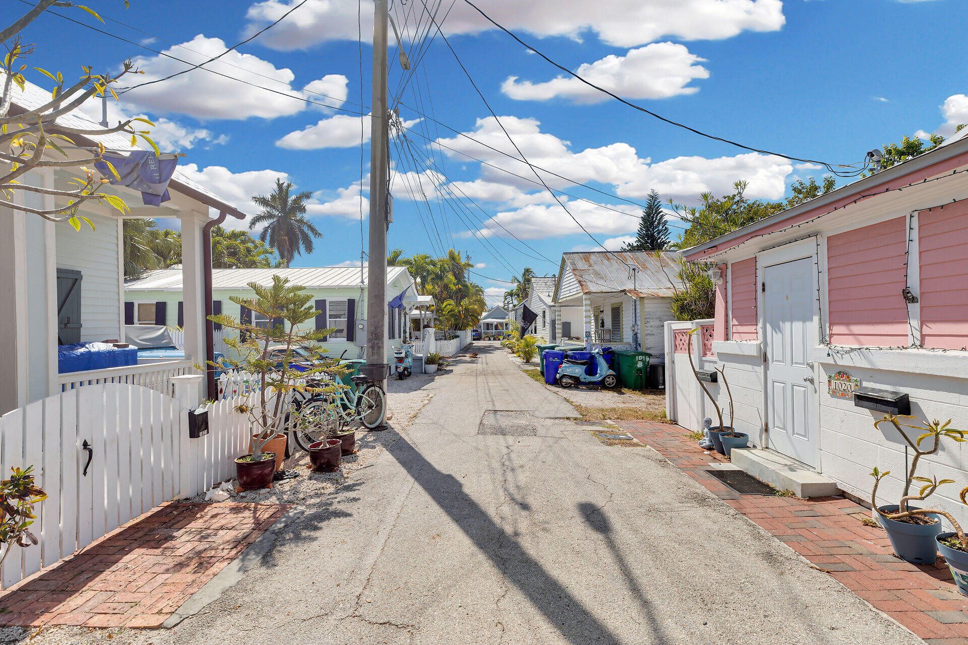 1016 Varela Street Rear
