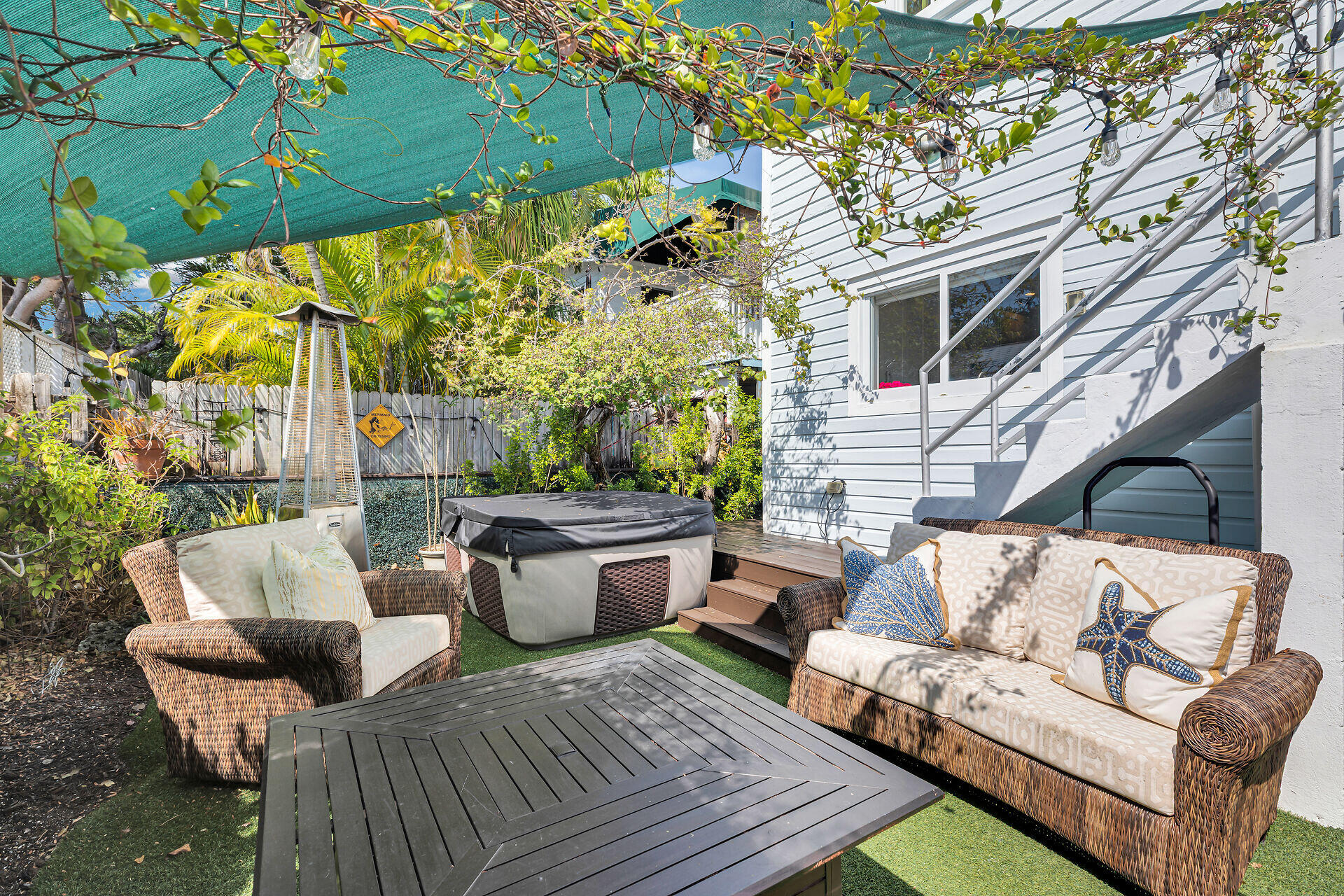 1016 Varela Street Rear
