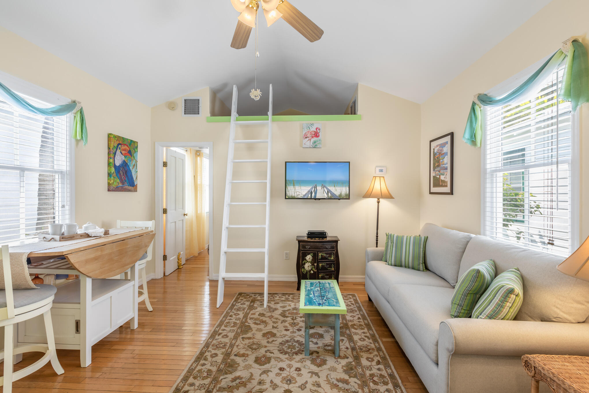 308 Margaret Street 3