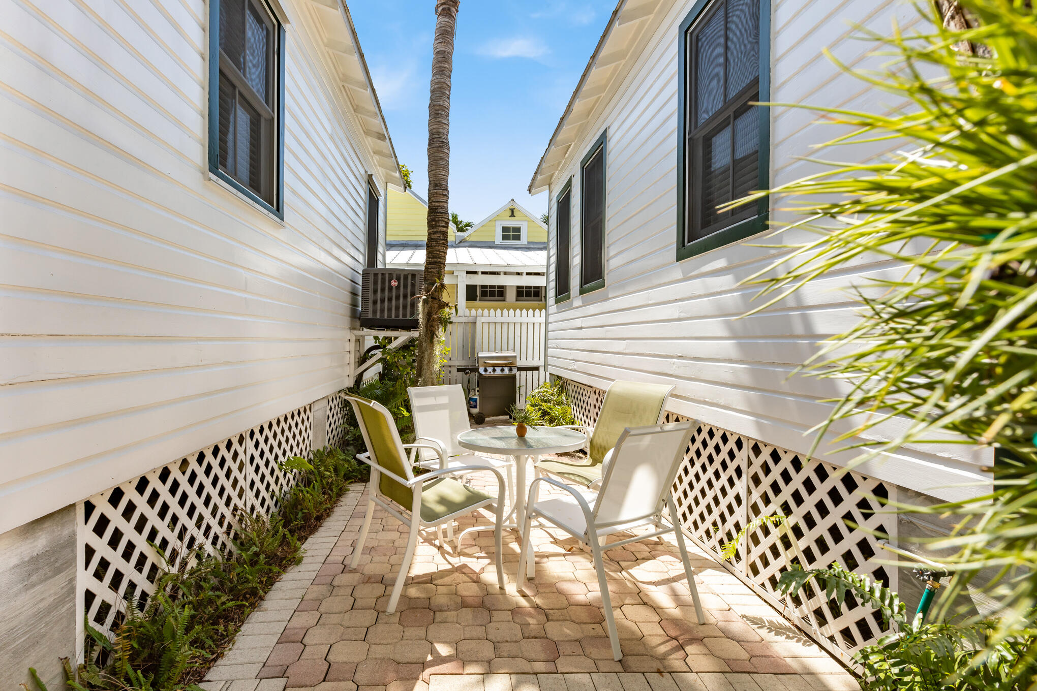 308 Margaret Street 3