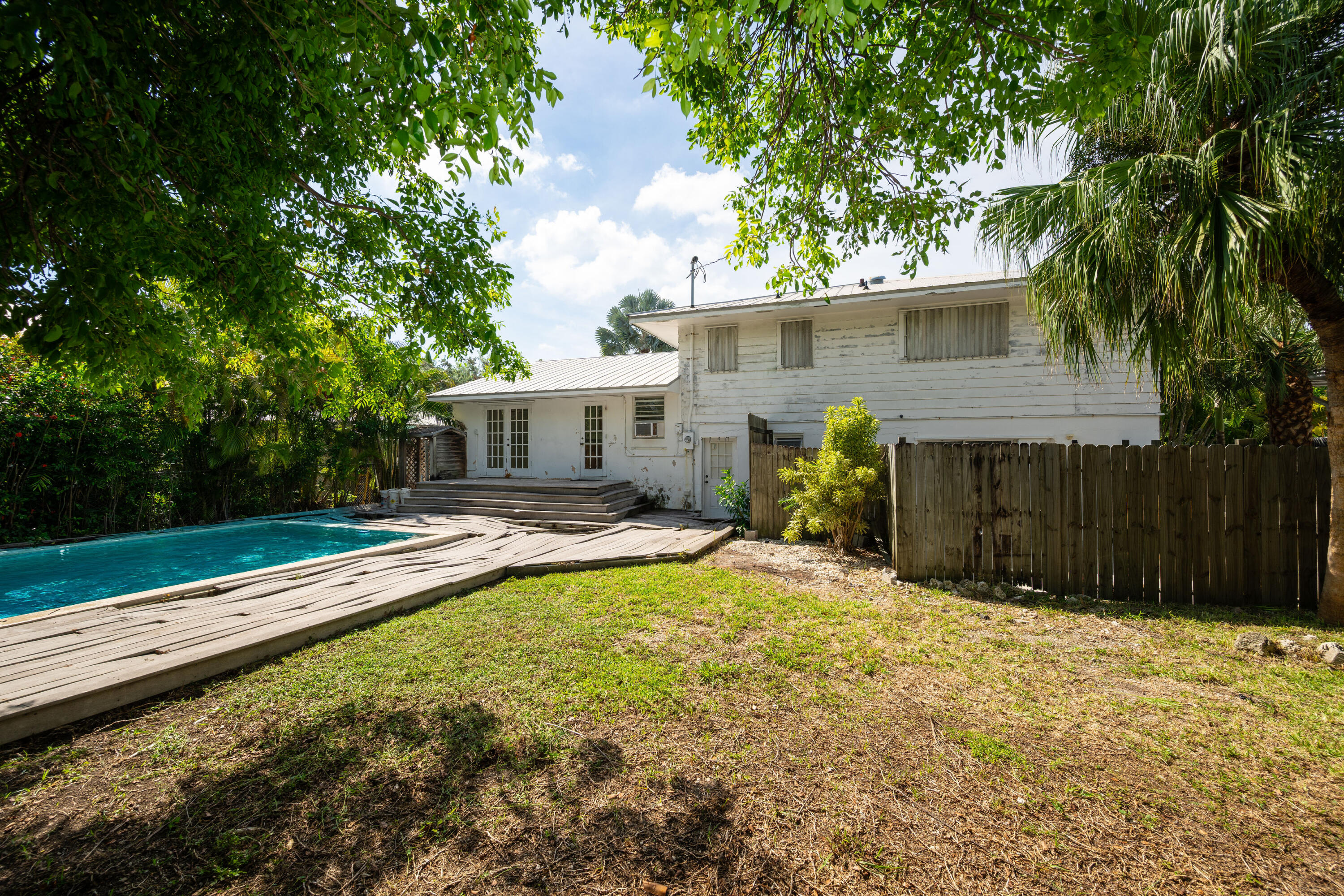 1503 Atlantic Boulevard
