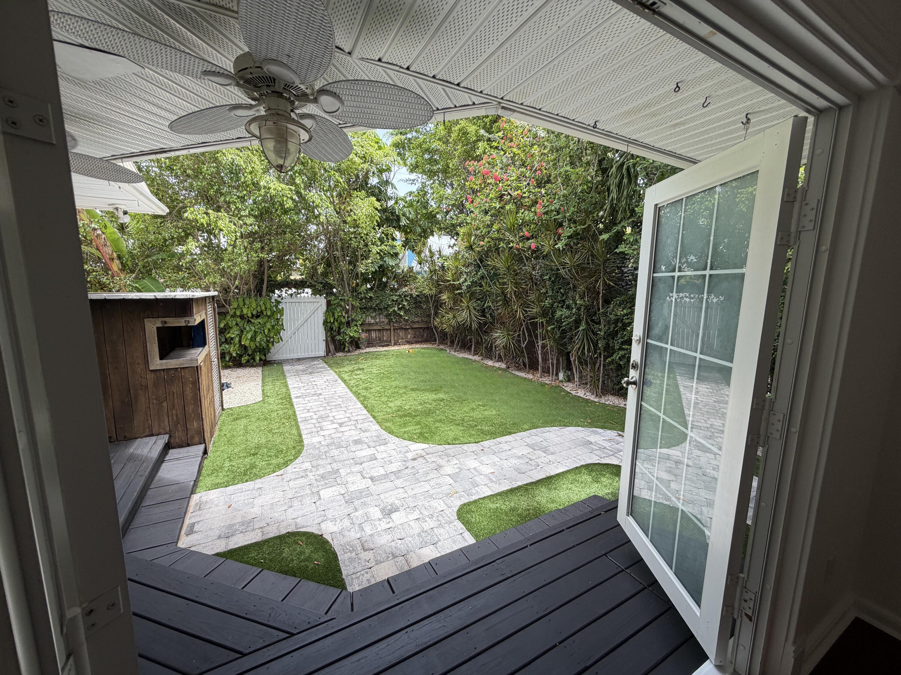 3318 Harriet Avenue
