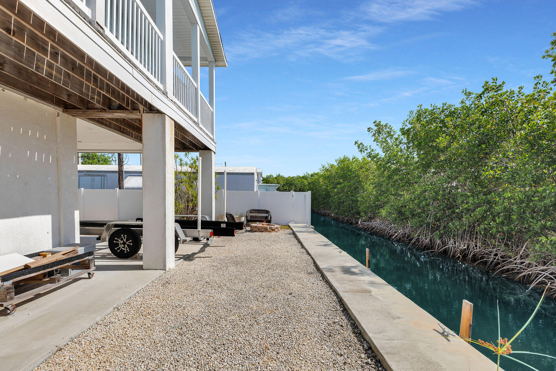 27 Barcelona Drive