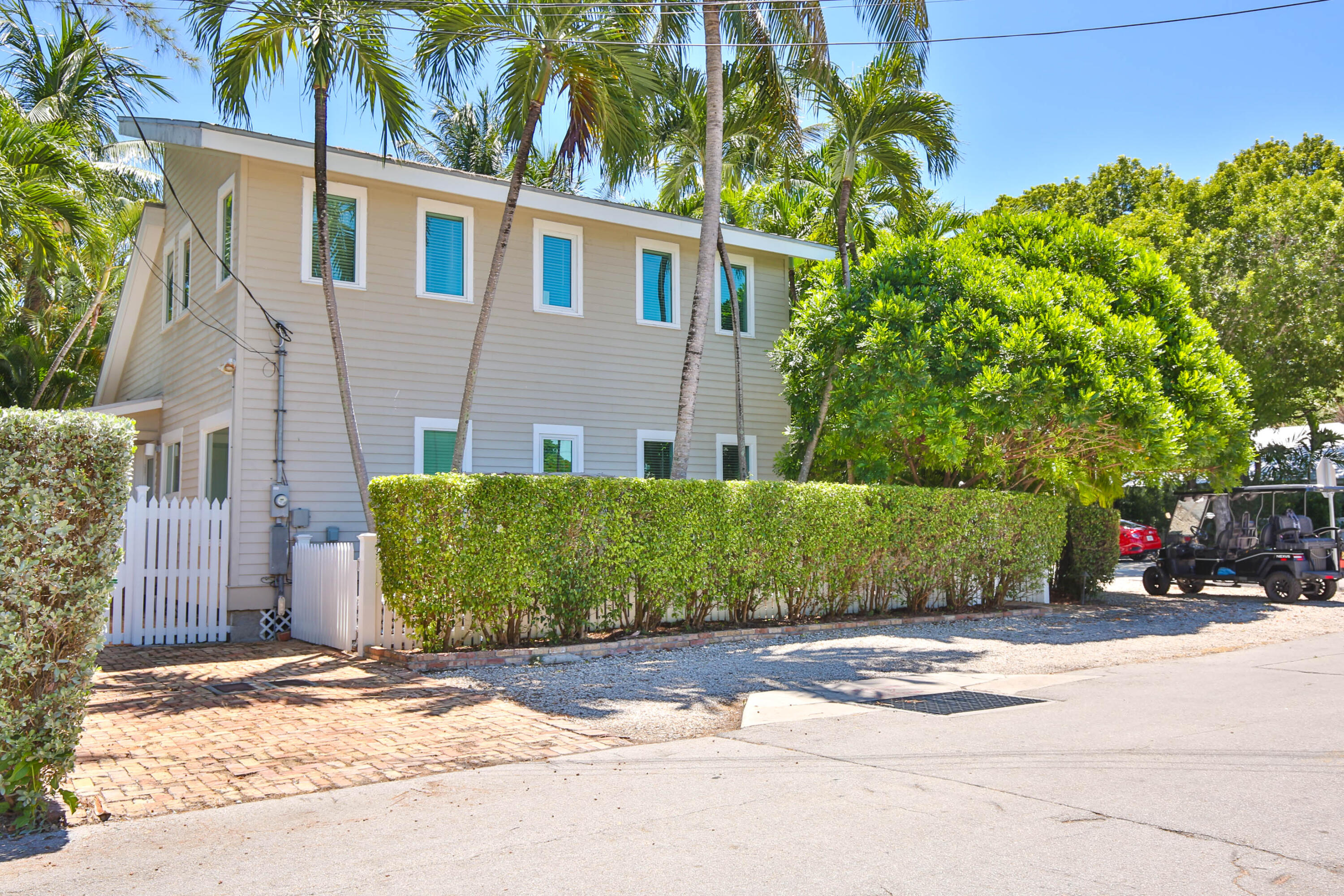 1300 Seminary Street