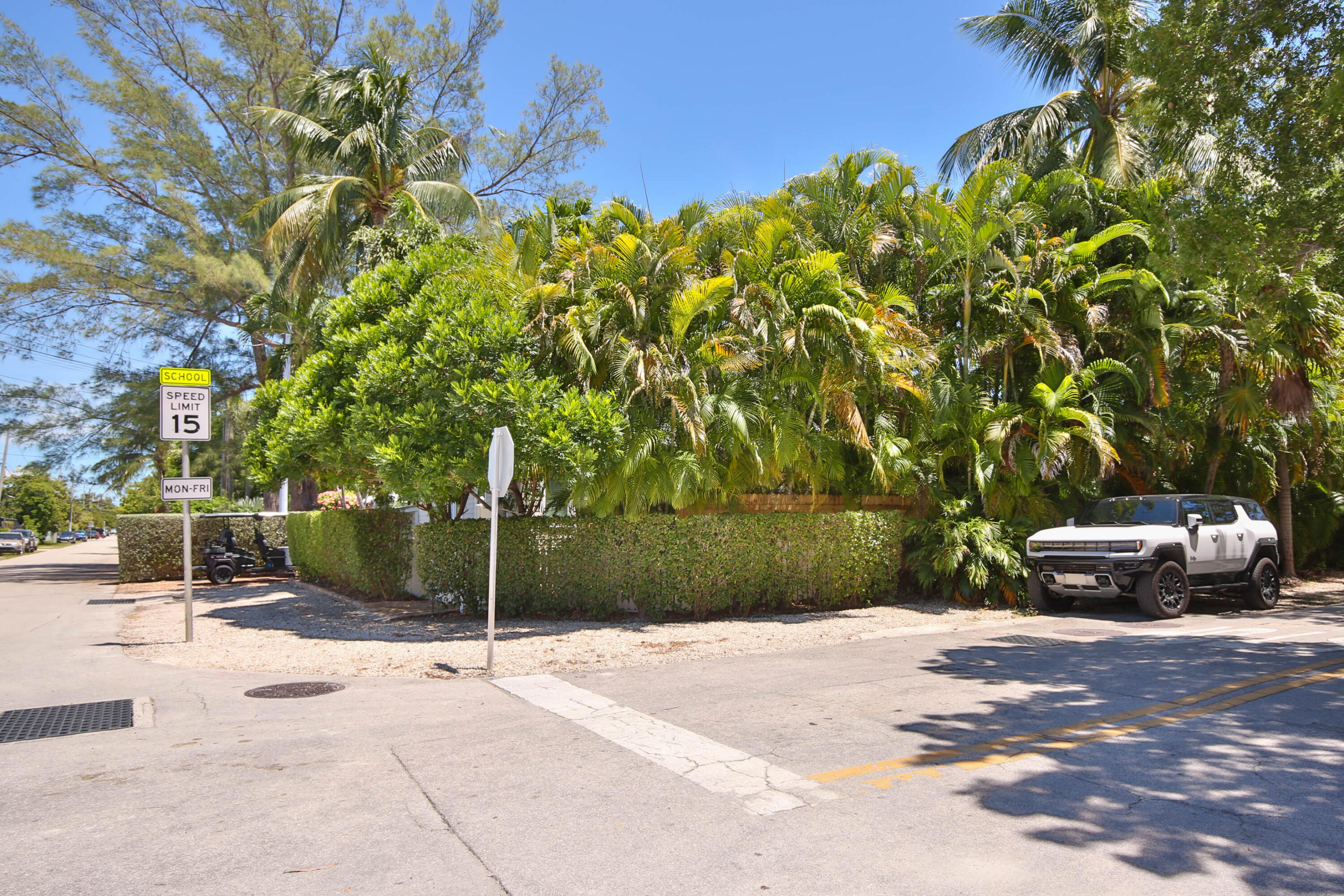 1300 Seminary Street